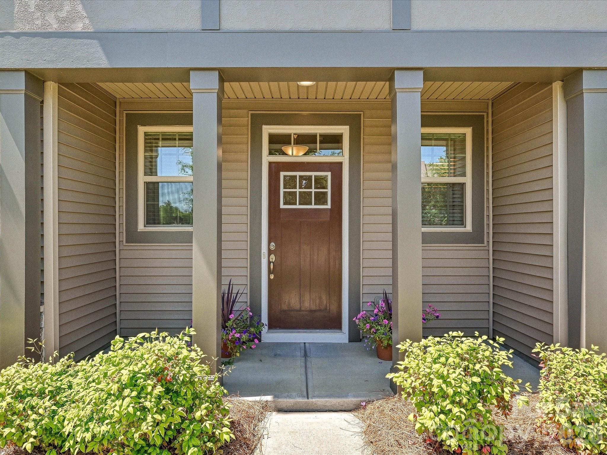 9238 Glenburn Lane — Charlotte