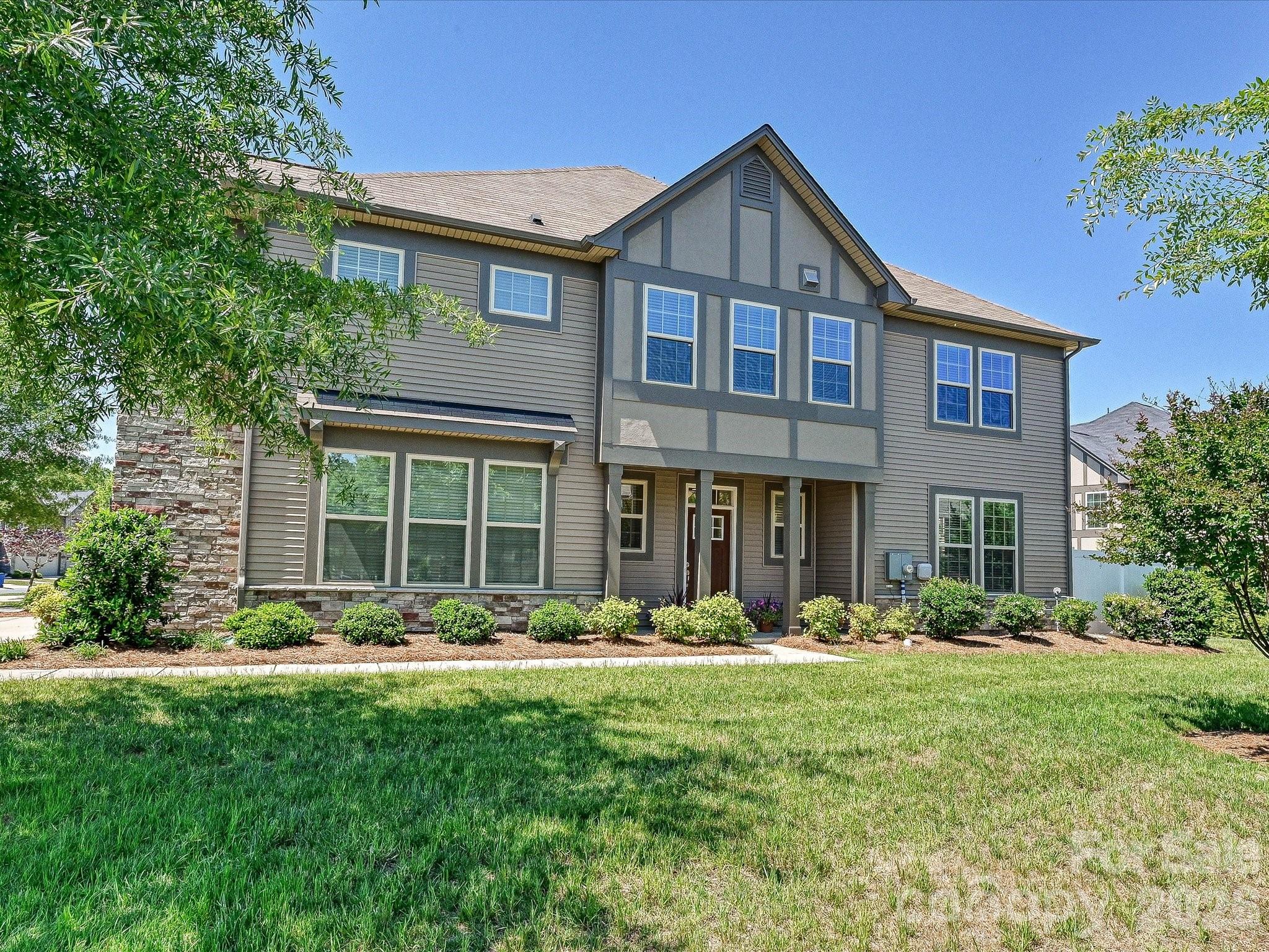 9238 Glenburn Lane — Charlotte