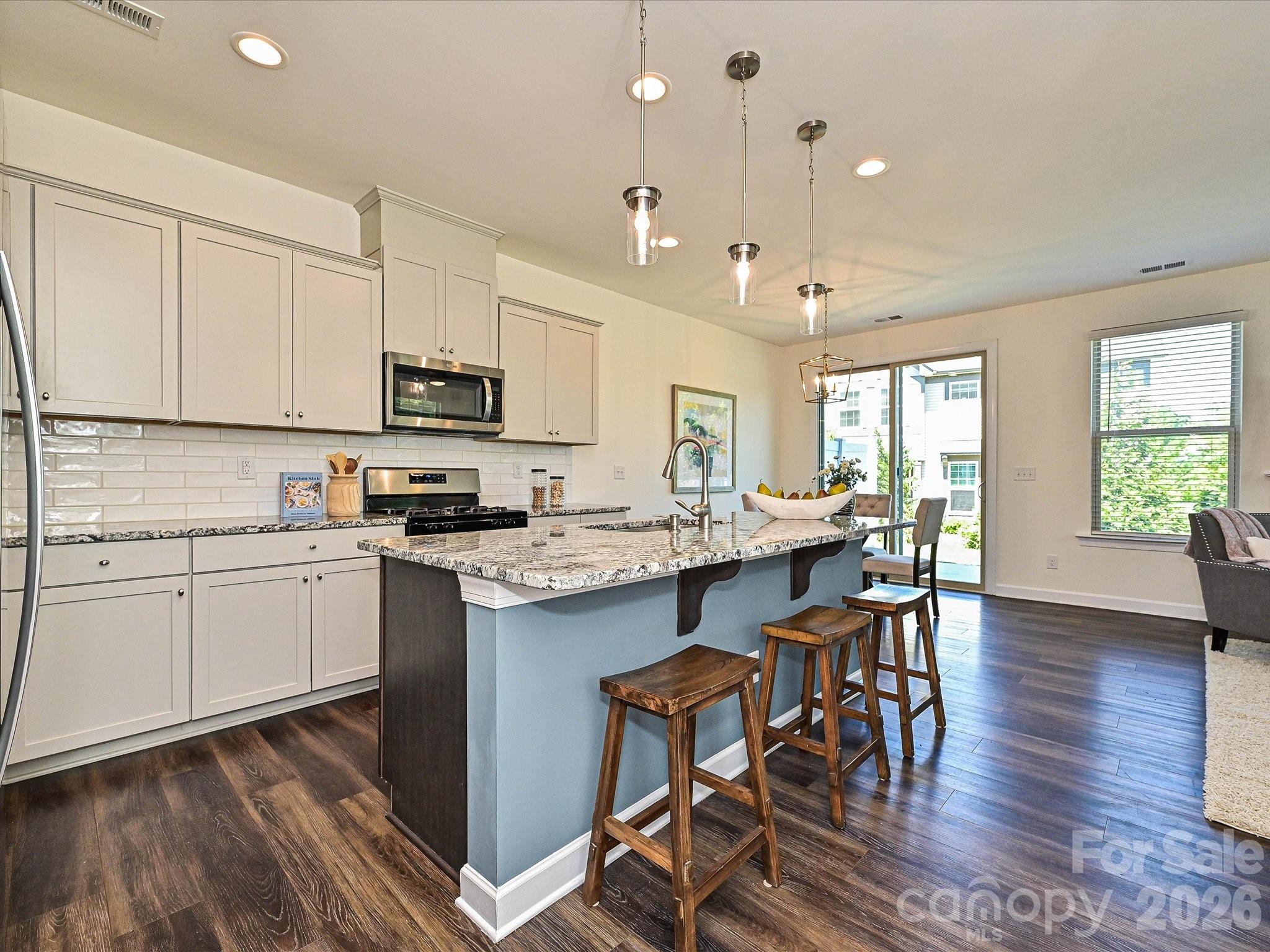 9238 Glenburn Lane — Charlotte