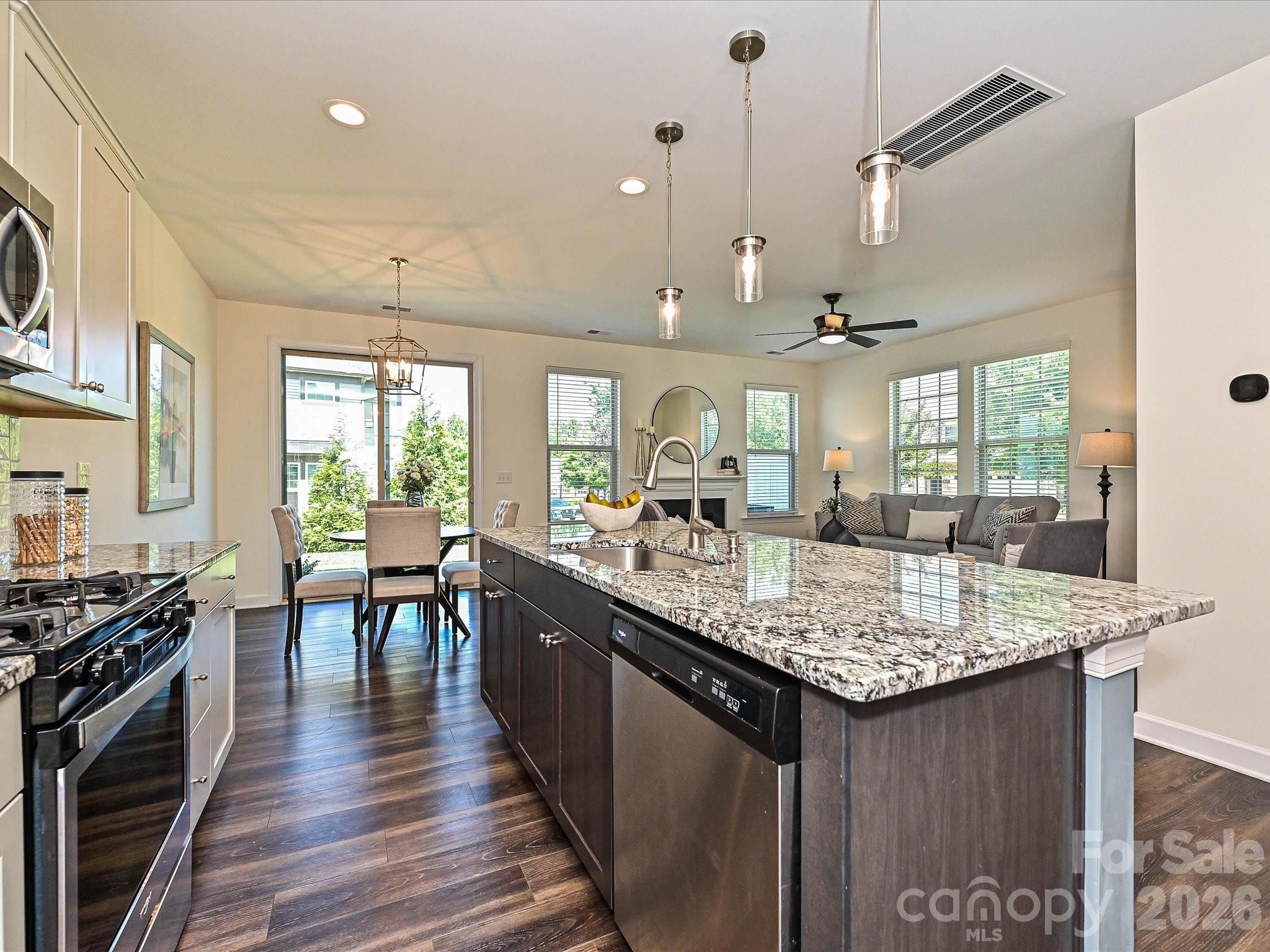9238 Glenburn Lane — Charlotte