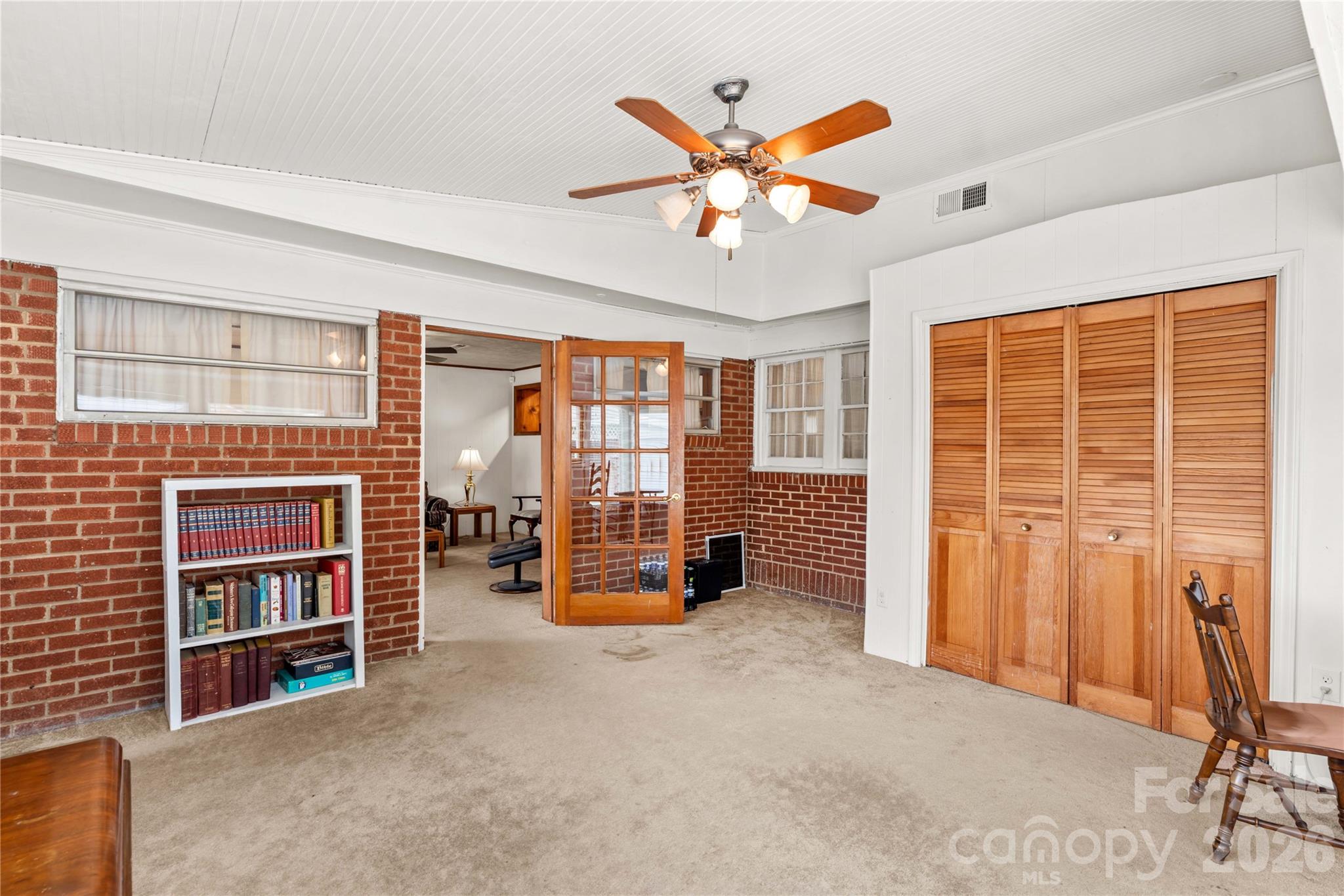 155 Parkertown Road — Mooresville
