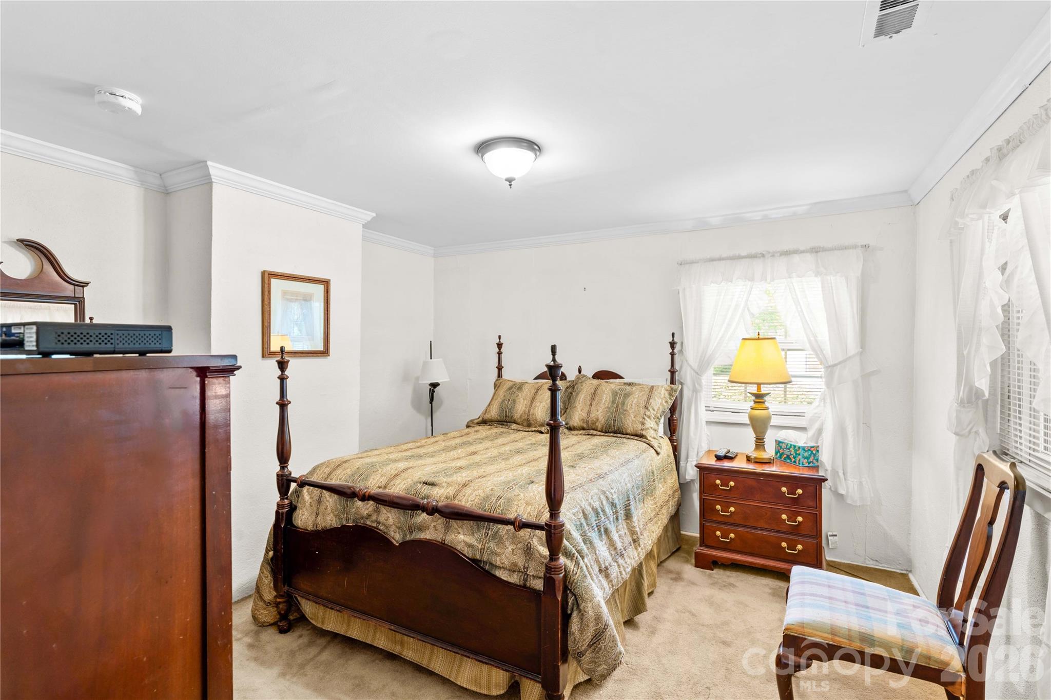 155 Parkertown Road — Mooresville
