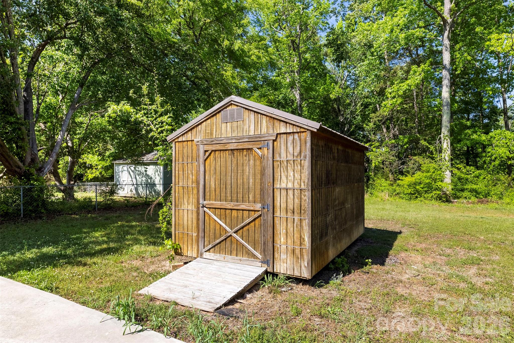 240 Old Limestone Road E — York