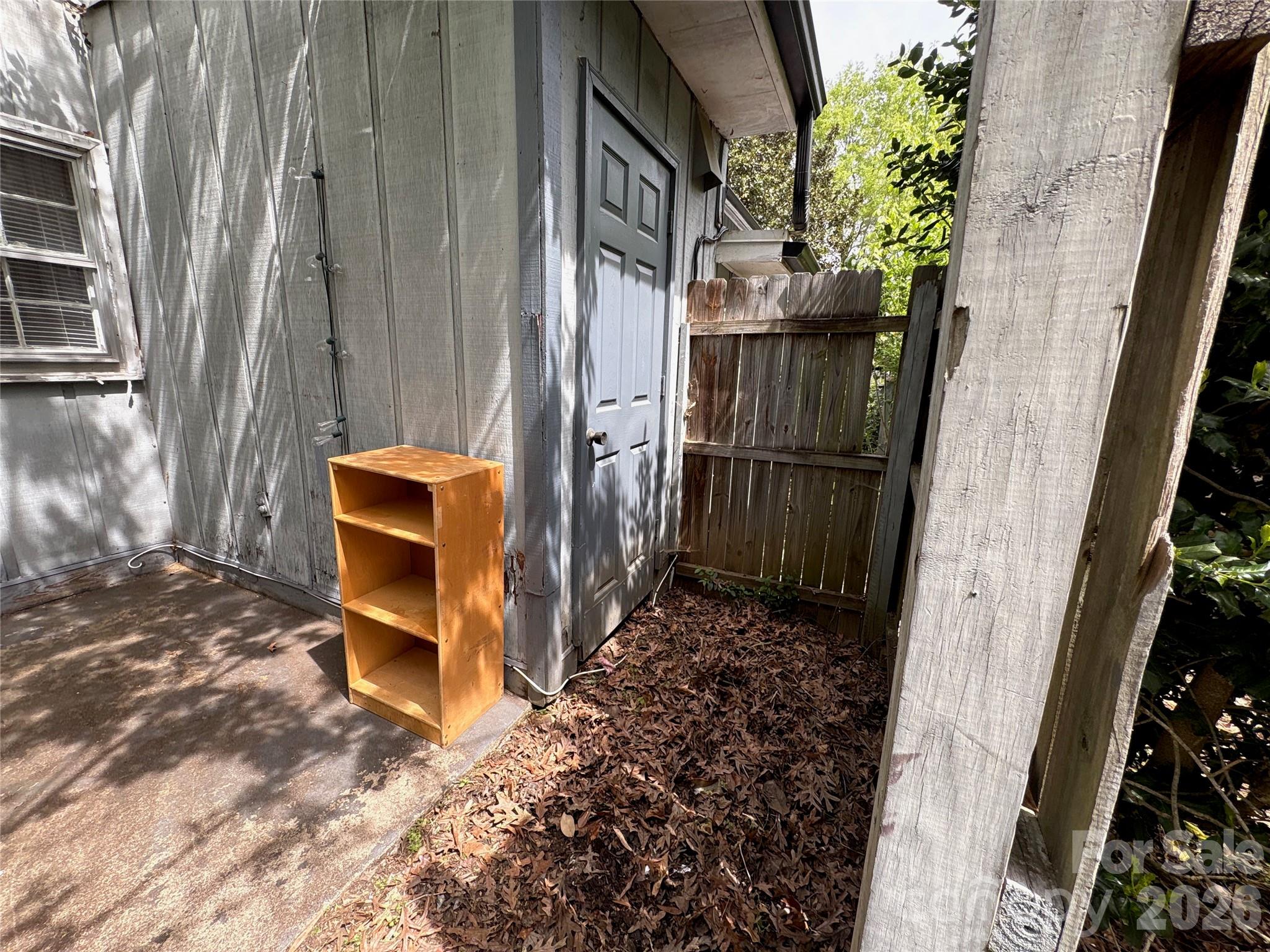 115 Eastcliff Drive SE #4 — Concord