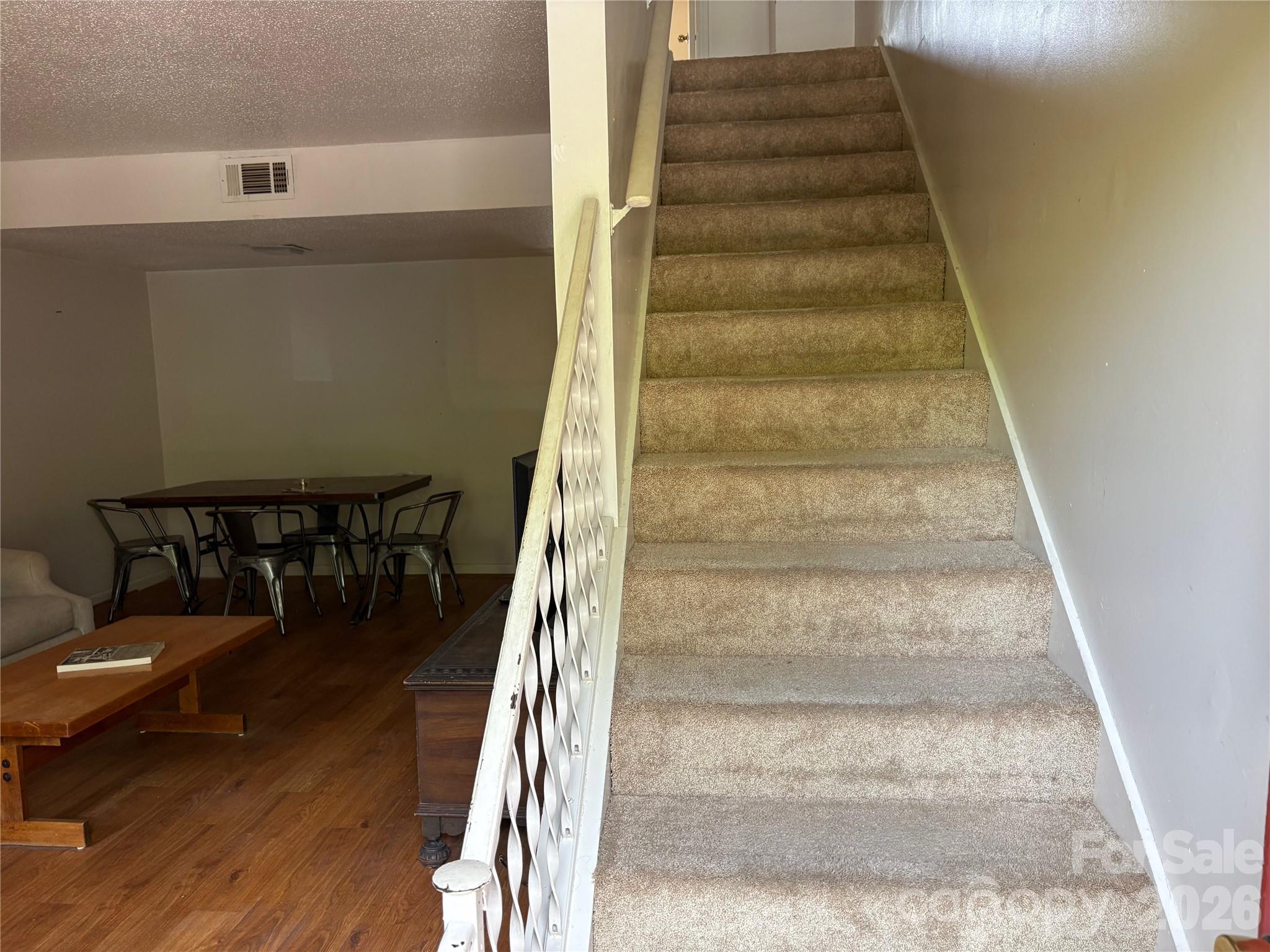 115 Eastcliff Drive SE #4 — Concord