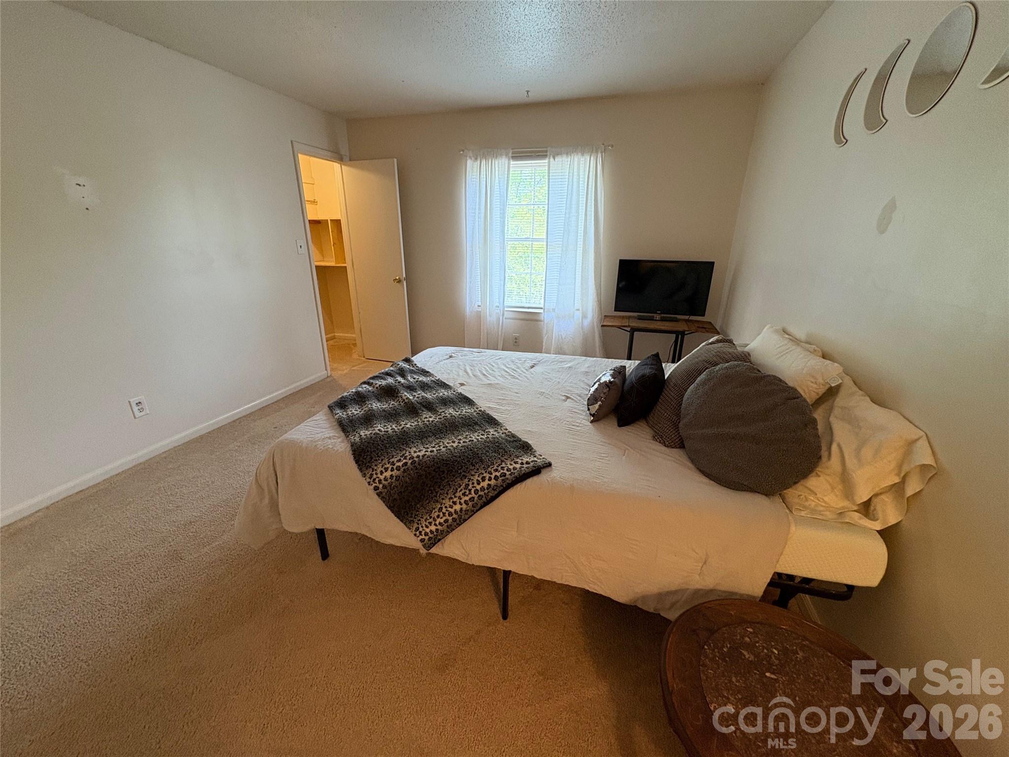 115 Eastcliff Drive SE #4 — Concord