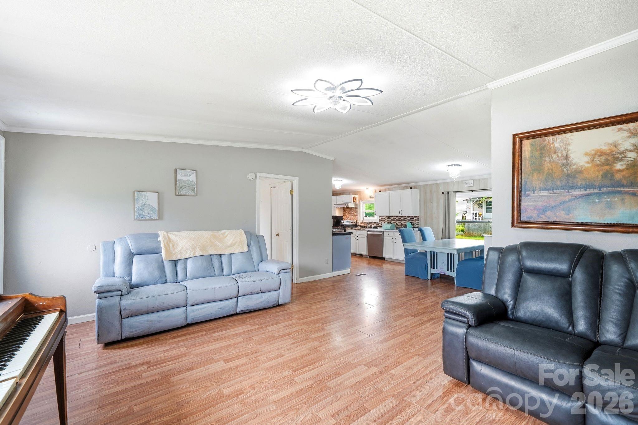 232 Summertree Drive — Troutman