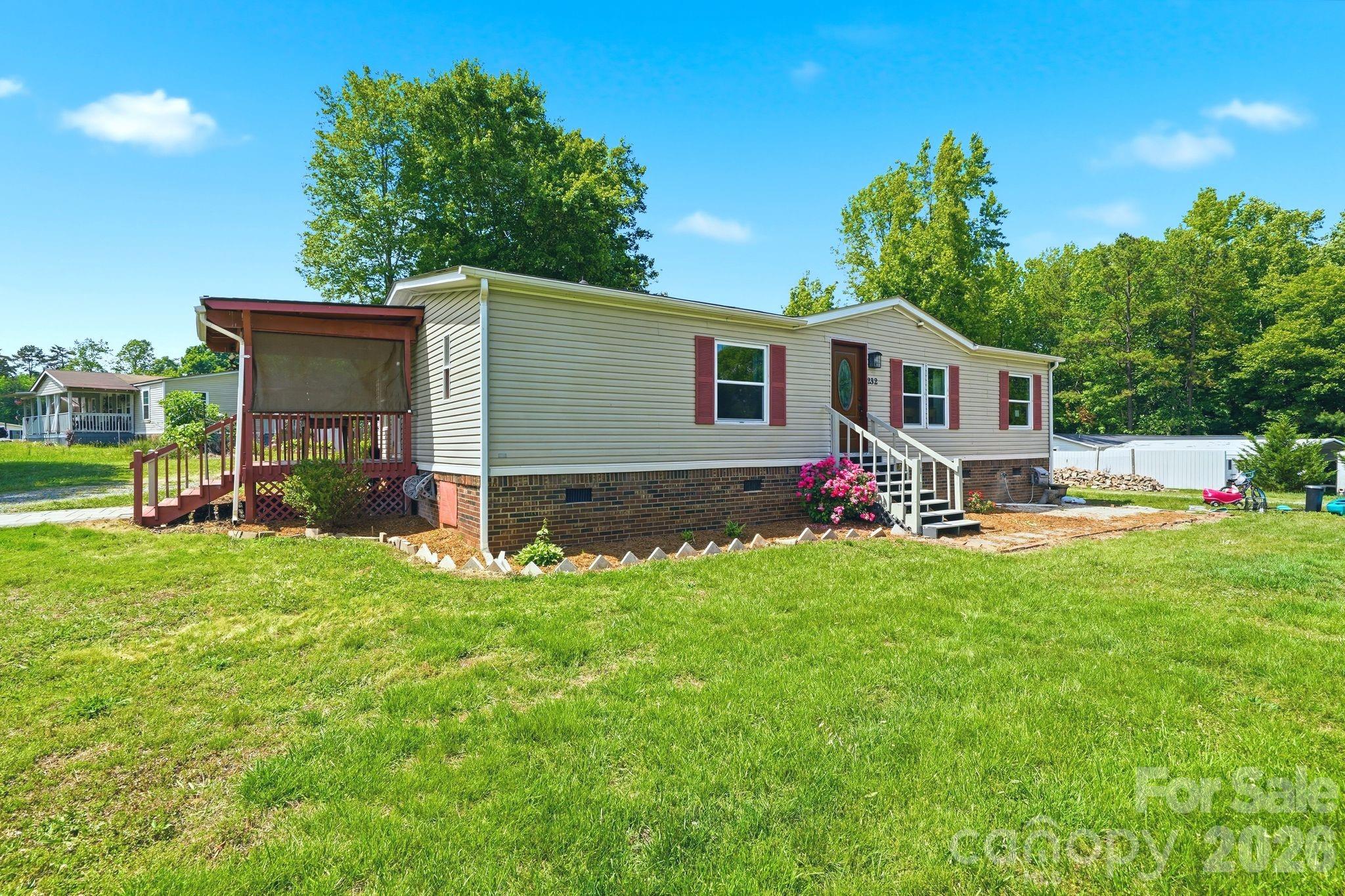 232 Summertree Drive — Troutman