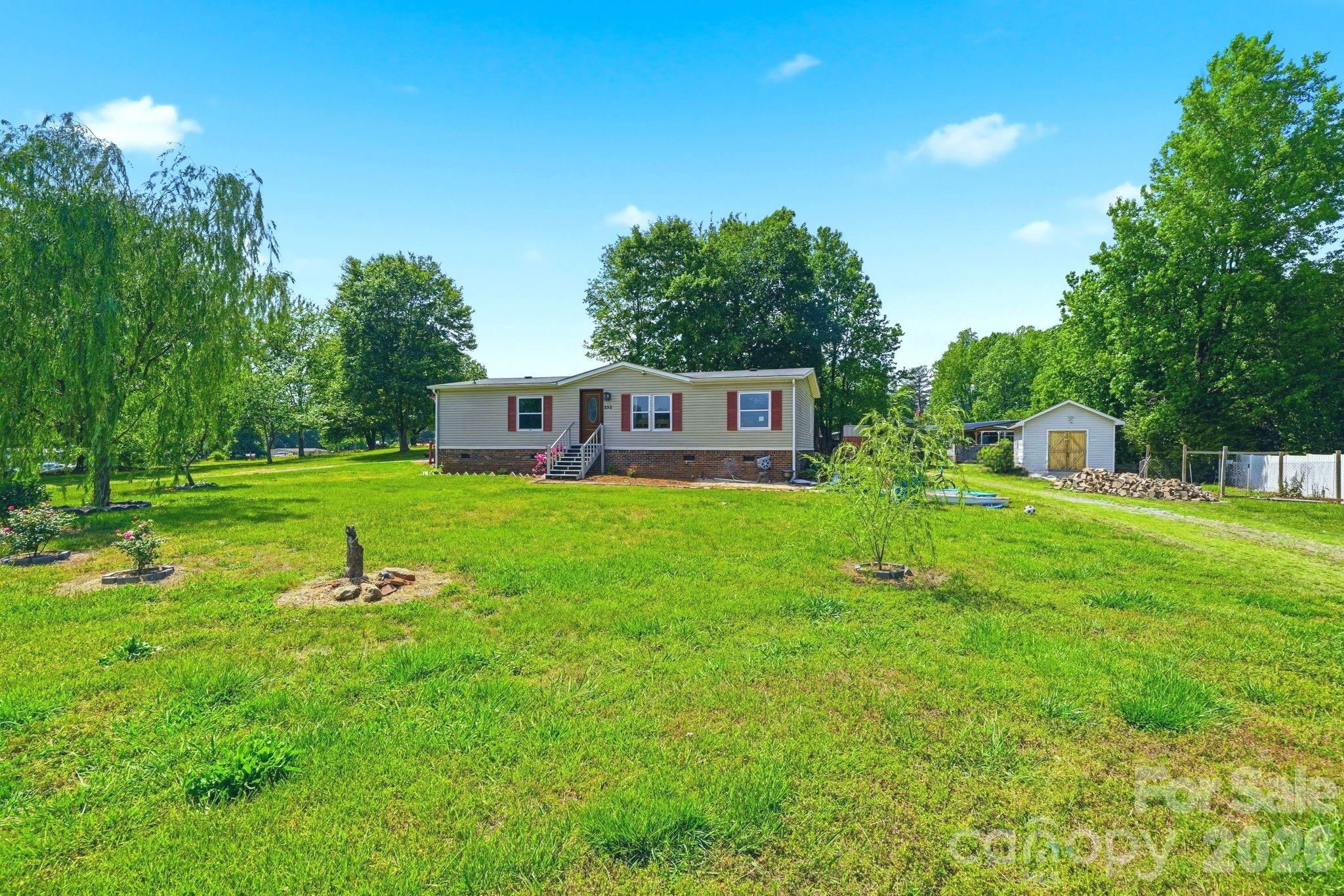 232 Summertree Drive — Troutman