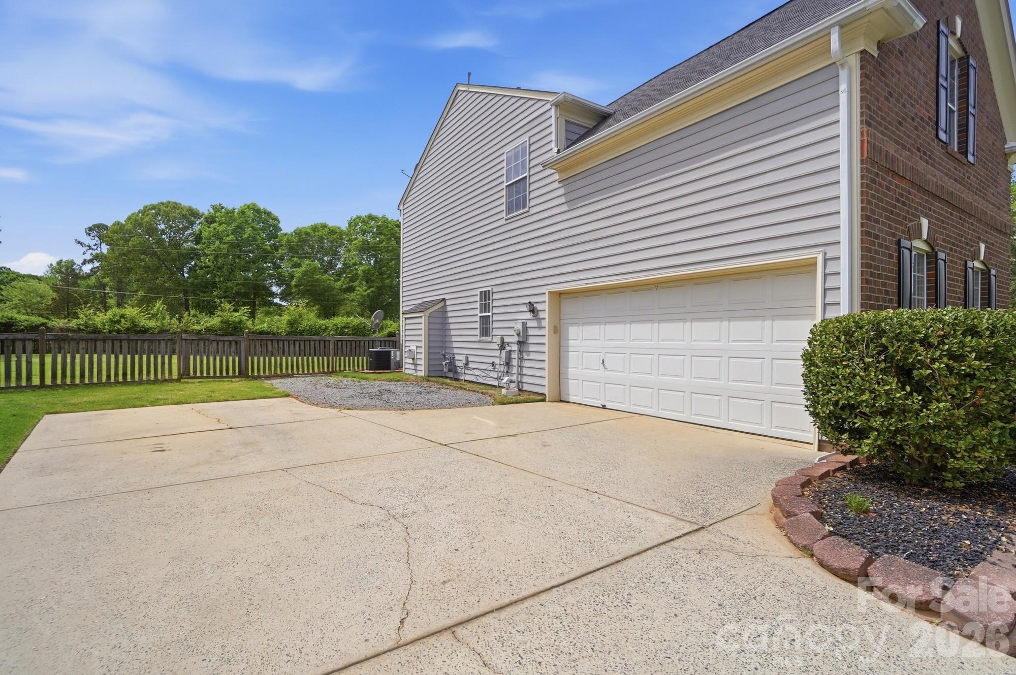 7724 Dinniston Drive — Huntersville
