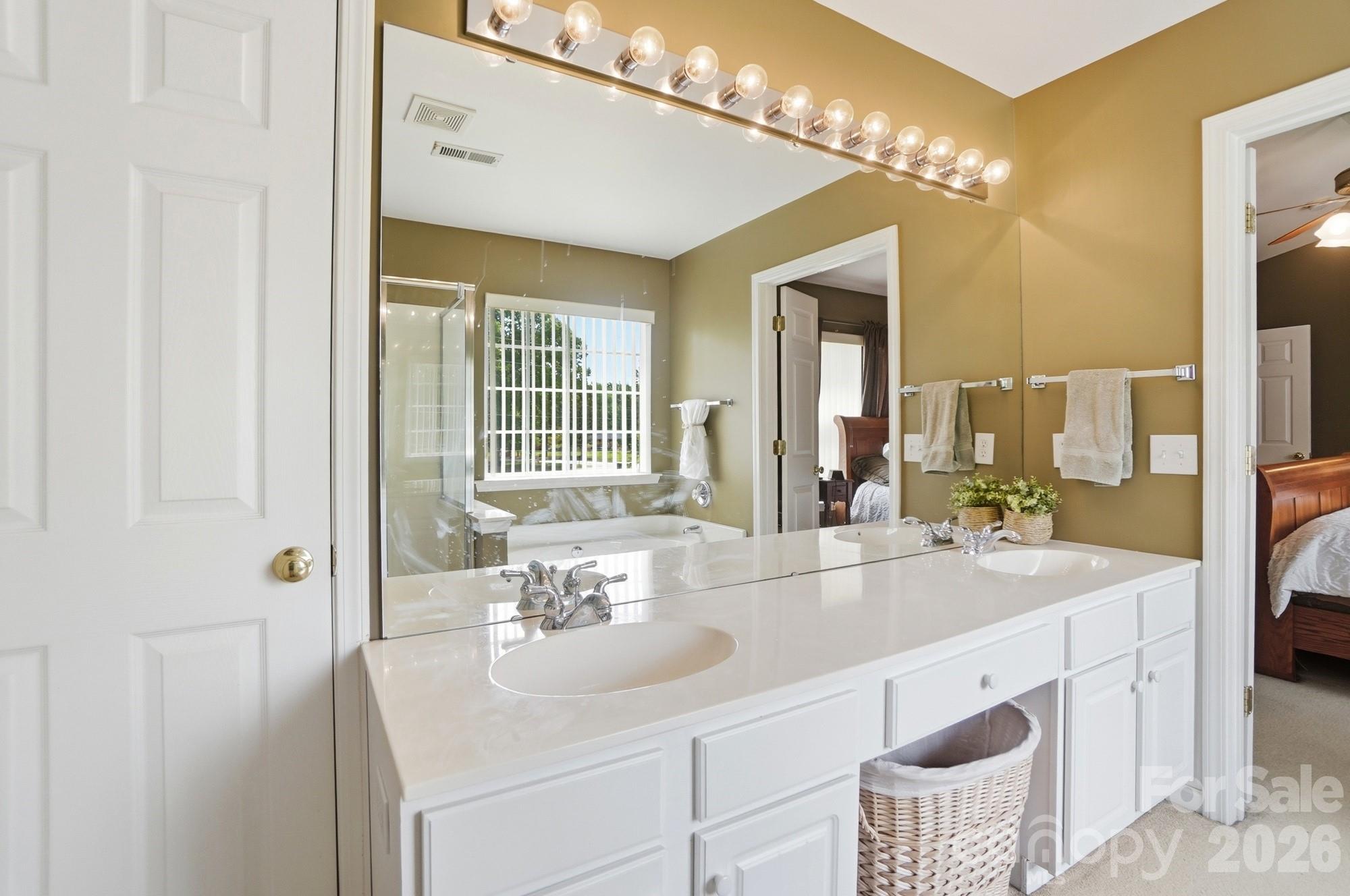 7724 Dinniston Drive — Huntersville