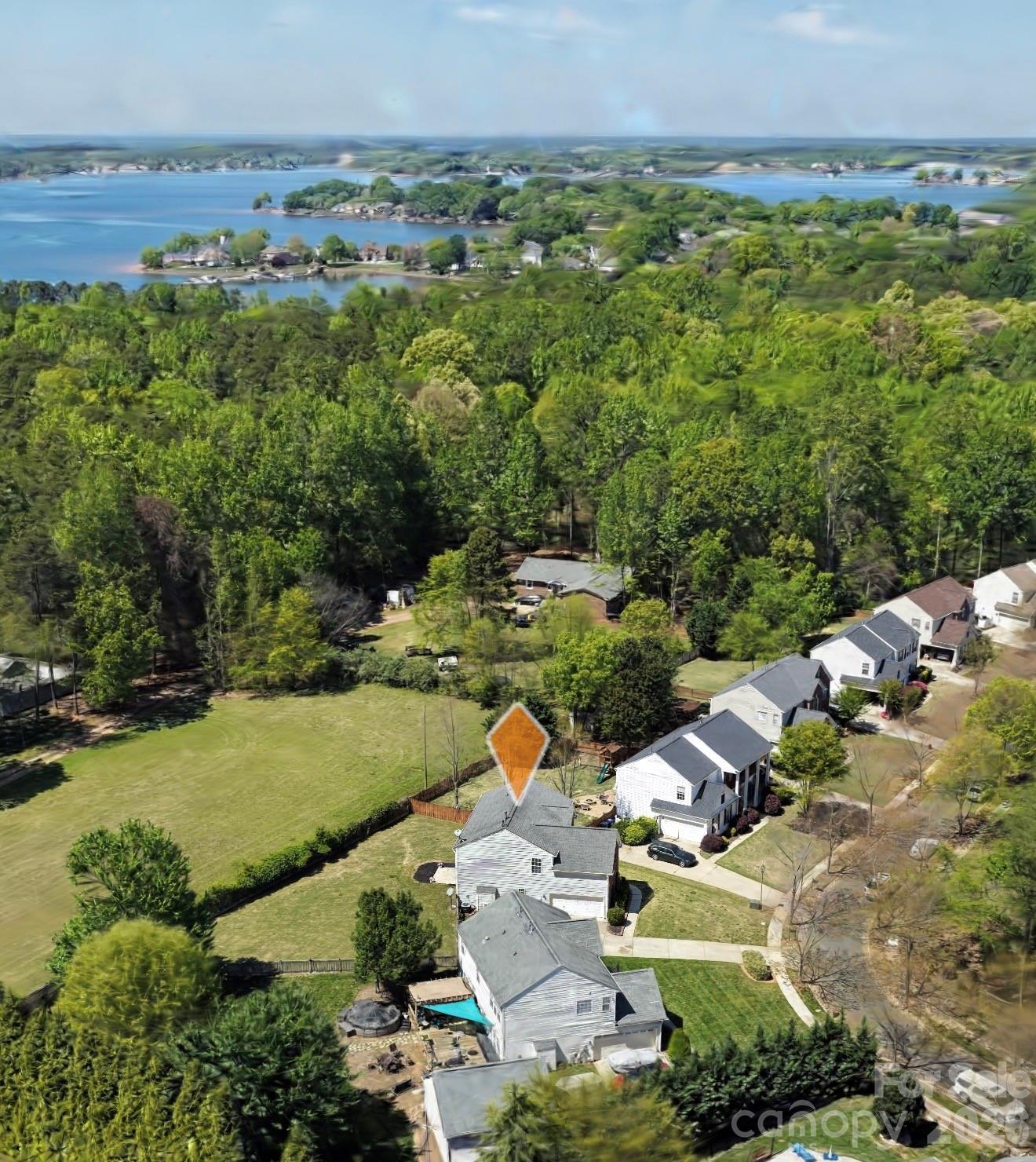 7724 Dinniston Drive — Huntersville
