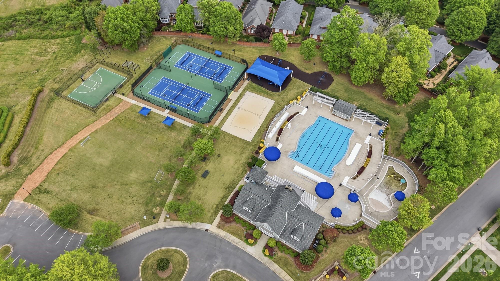 7724 Dinniston Drive — Huntersville