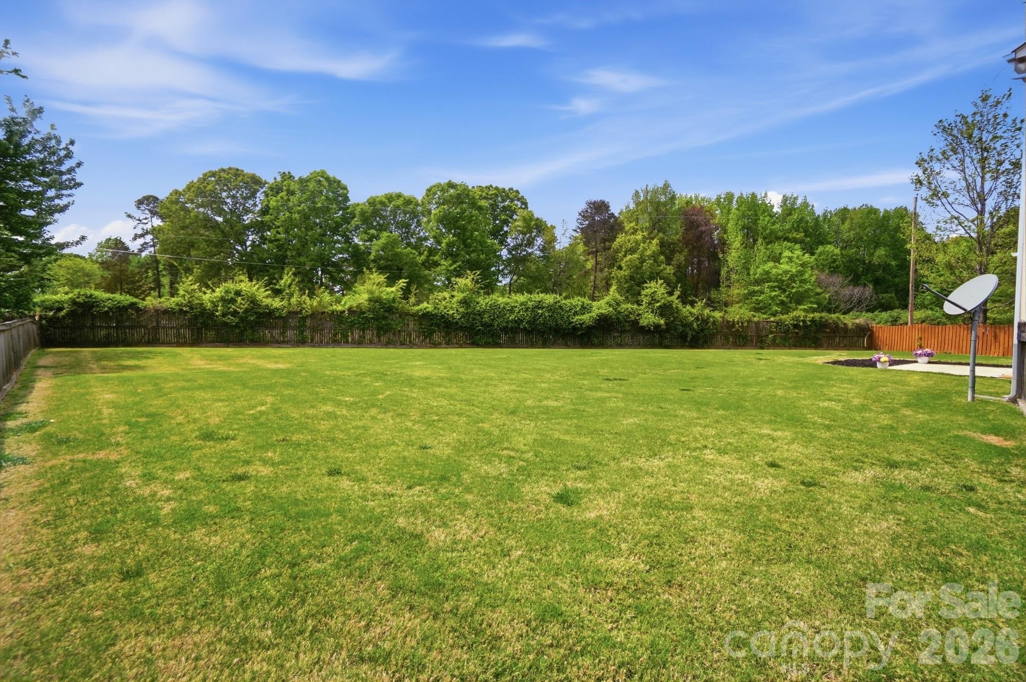 7724 Dinniston Drive — Huntersville