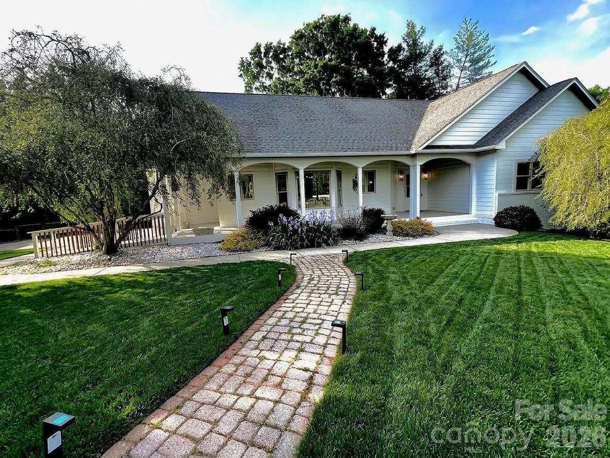 13033 Asbury Chapel Road — Huntersville