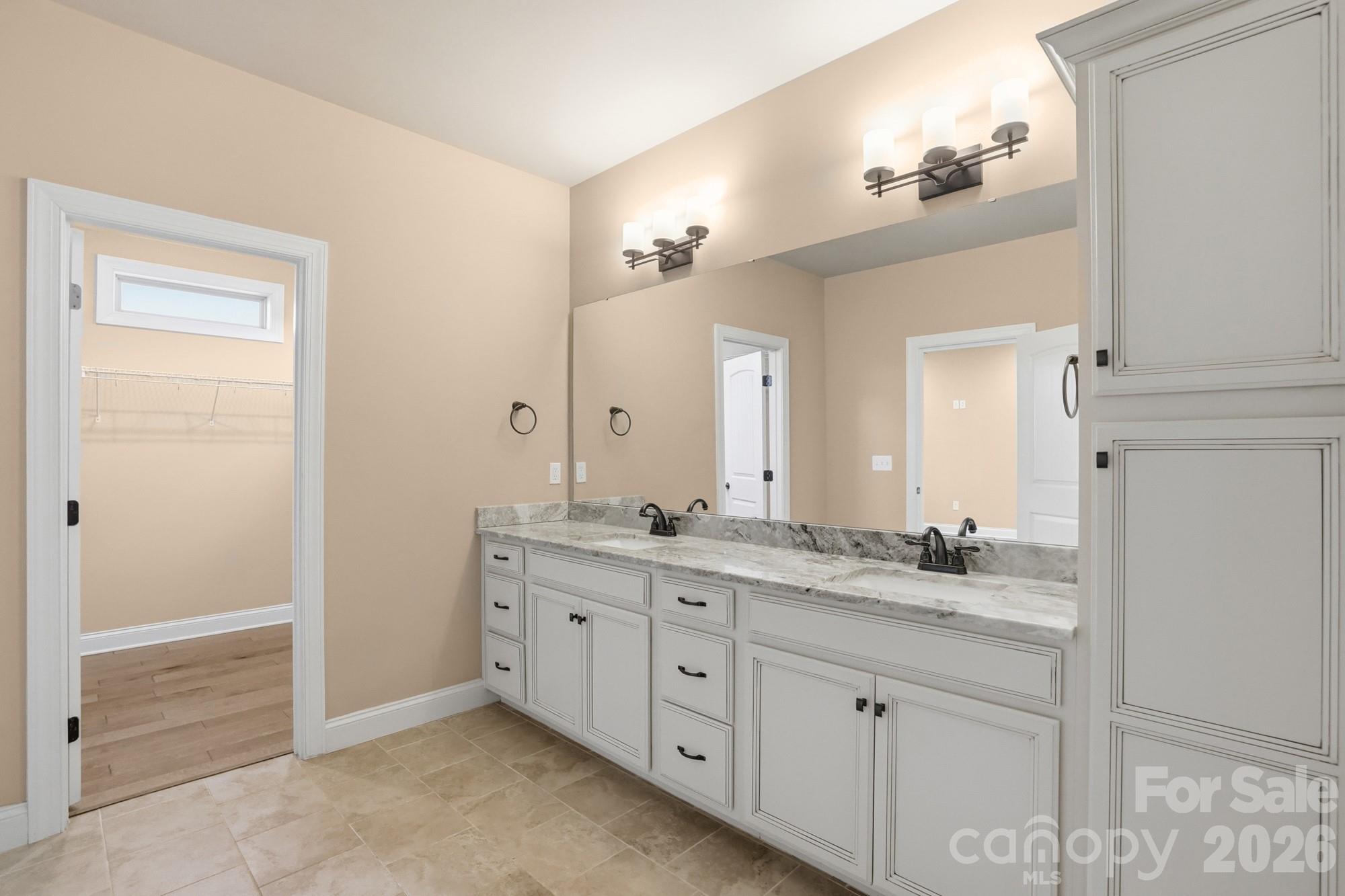 172 Staffordshire Drive — Statesville