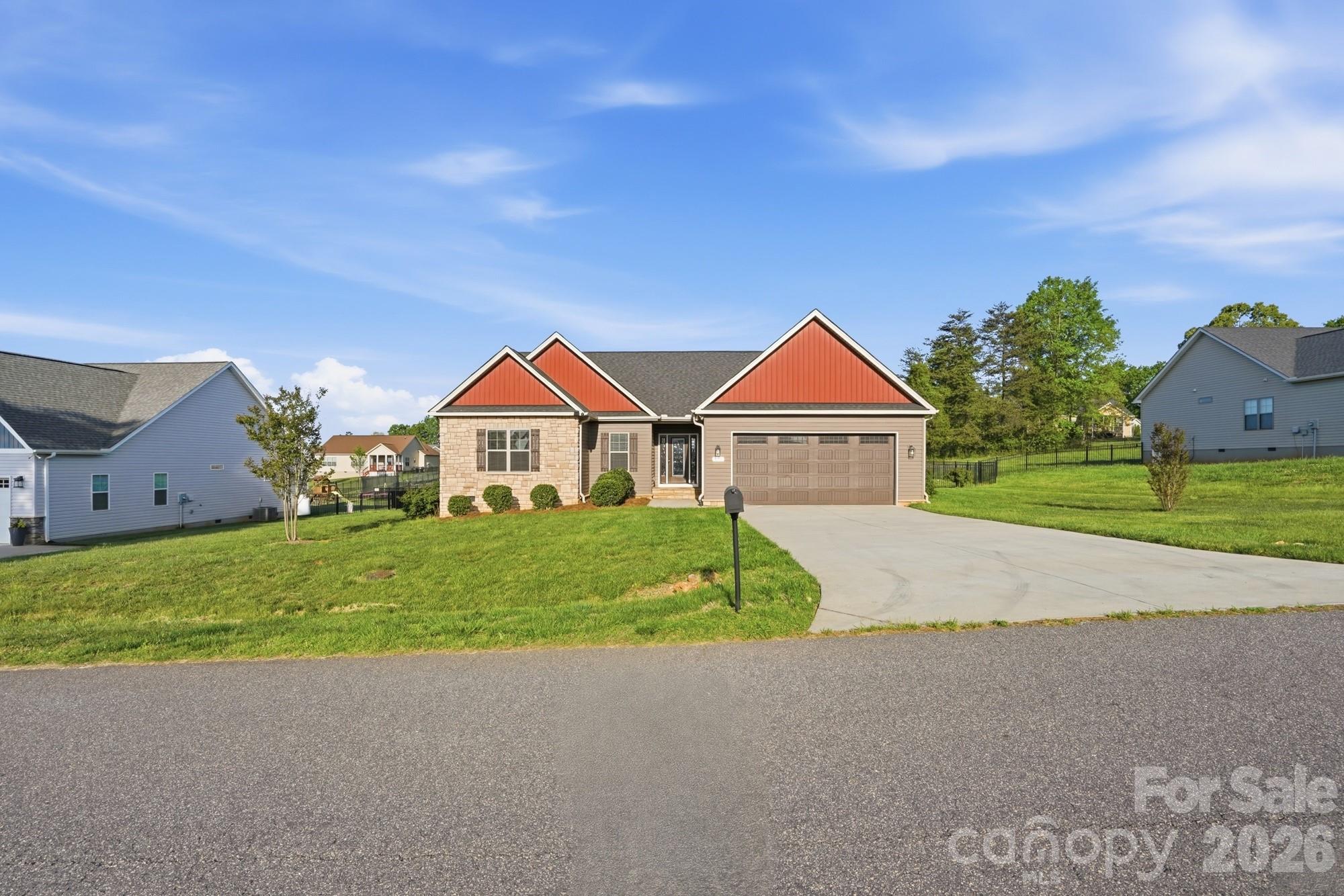172 Staffordshire Drive — Statesville