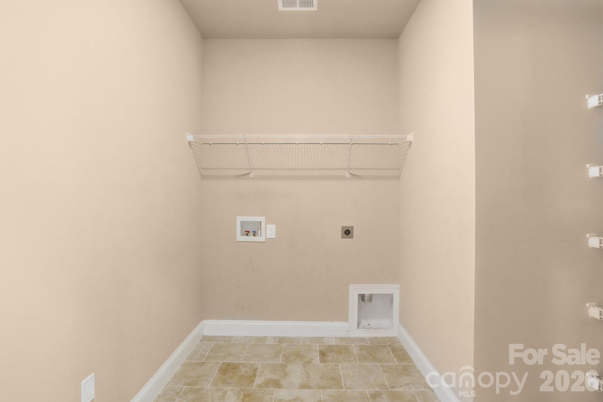 172 Staffordshire Drive — Statesville