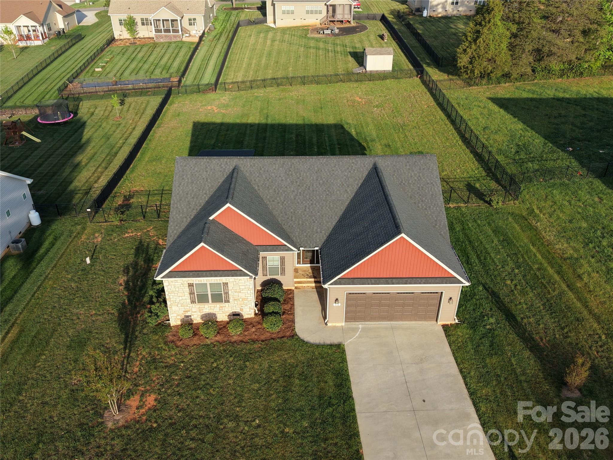 172 Staffordshire Drive — Statesville