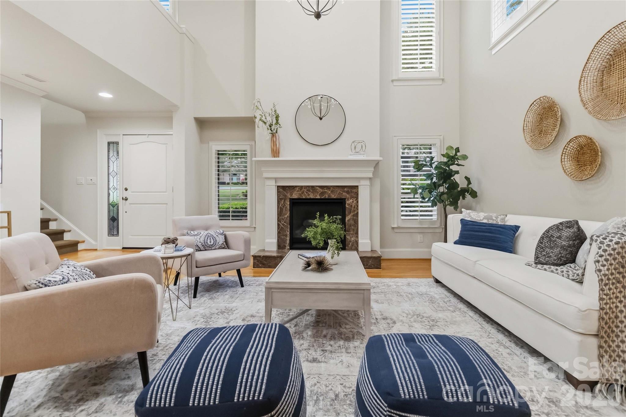 5740 Ballinard Lane — Charlotte