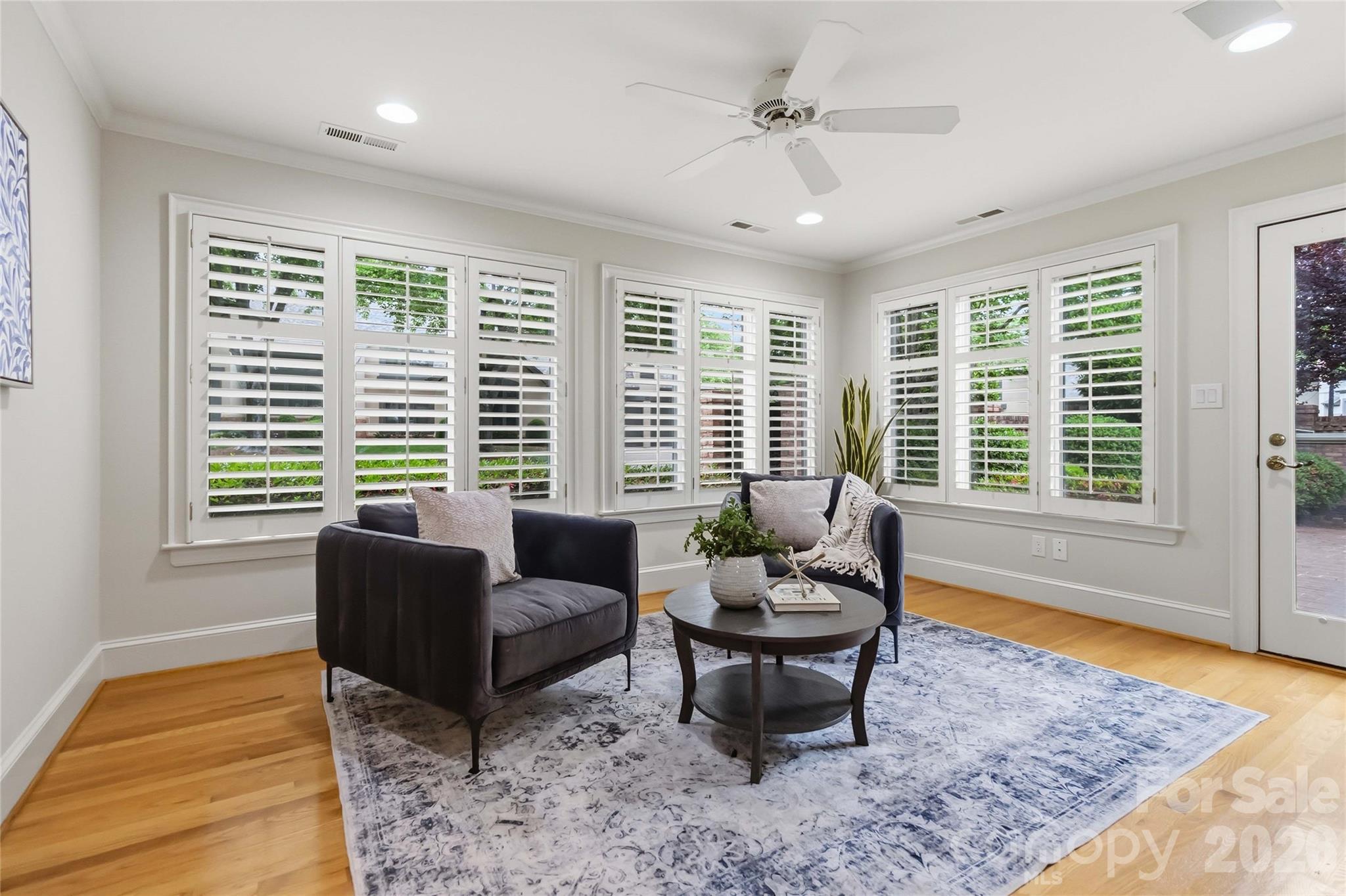 5740 Ballinard Lane — Charlotte