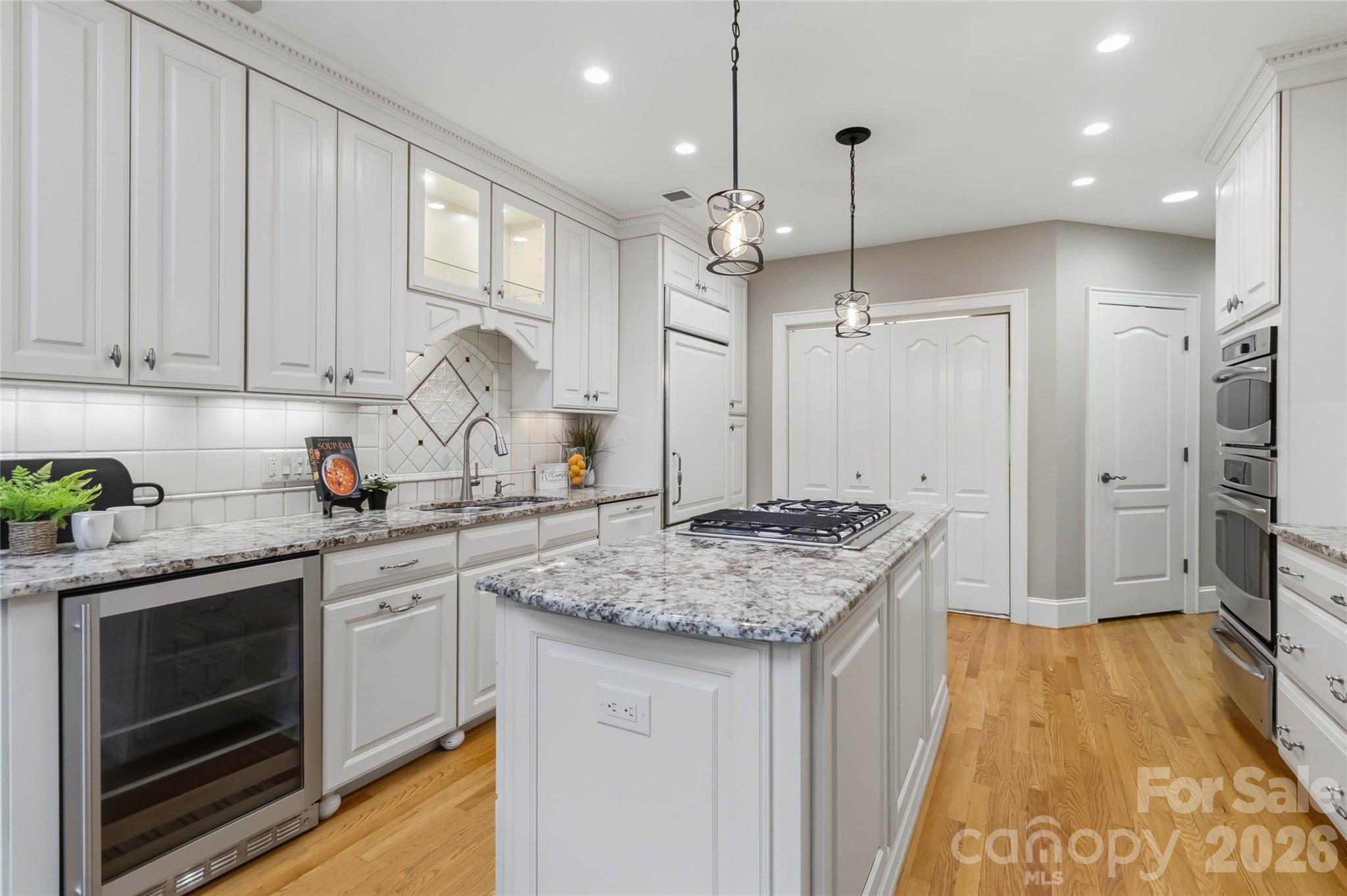 5740 Ballinard Lane — Charlotte