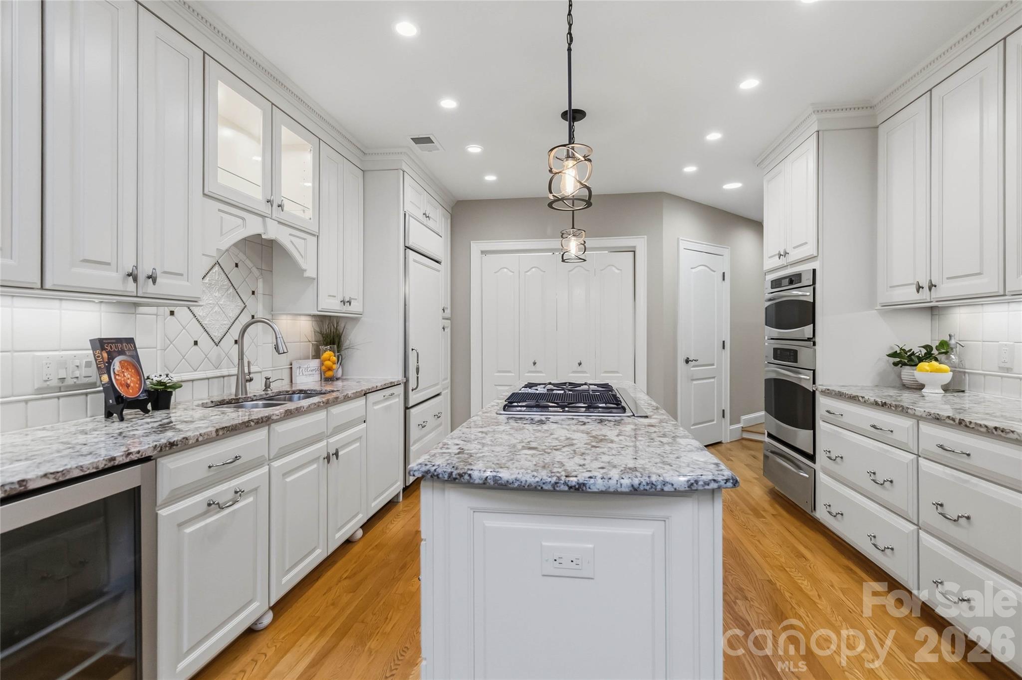 5740 Ballinard Lane — Charlotte