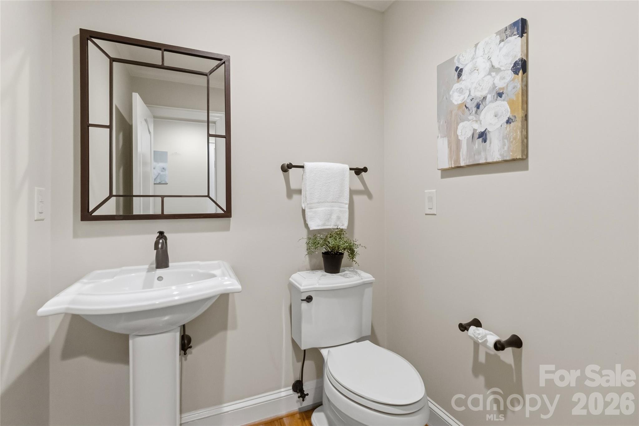 5740 Ballinard Lane — Charlotte