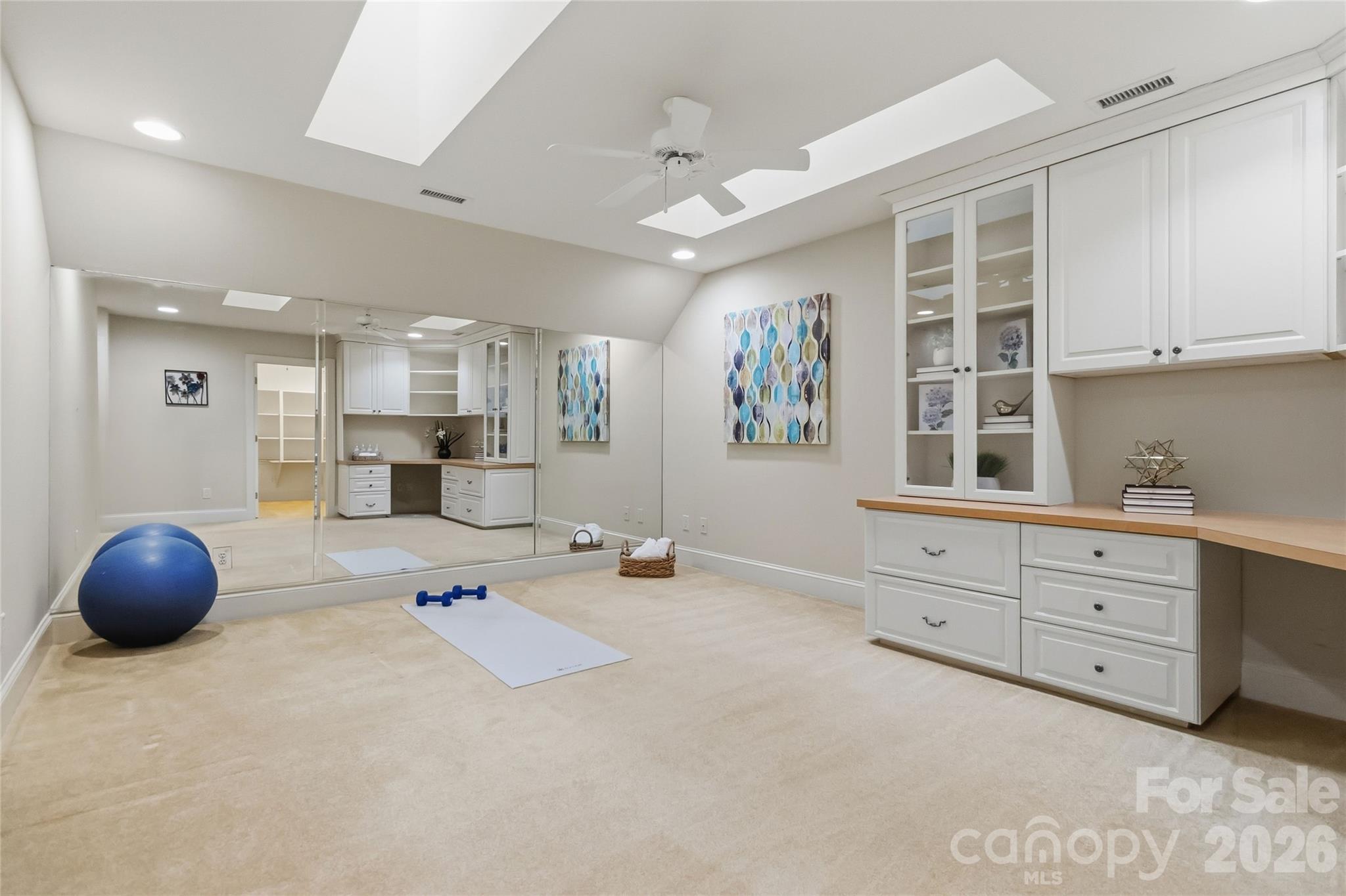 5740 Ballinard Lane — Charlotte
