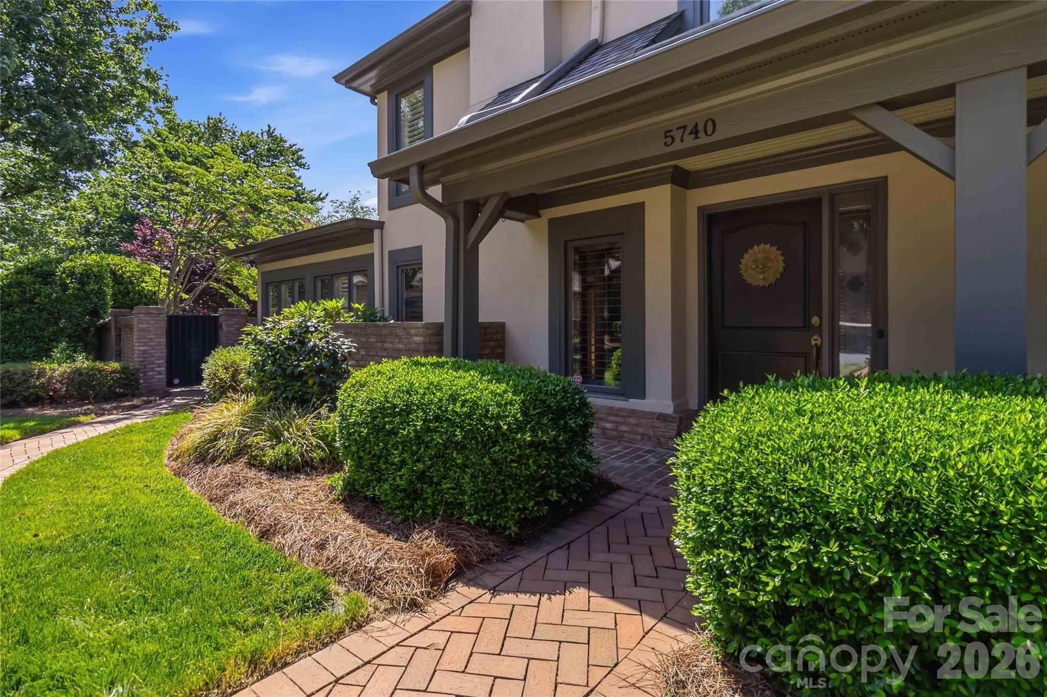 5740 Ballinard Lane — Charlotte