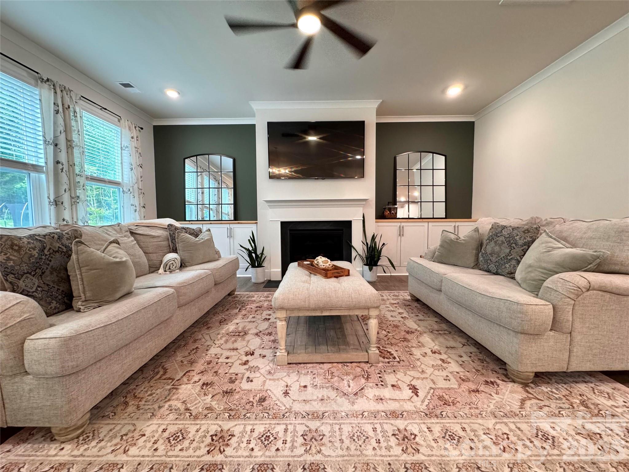351 Miramar Drive — York