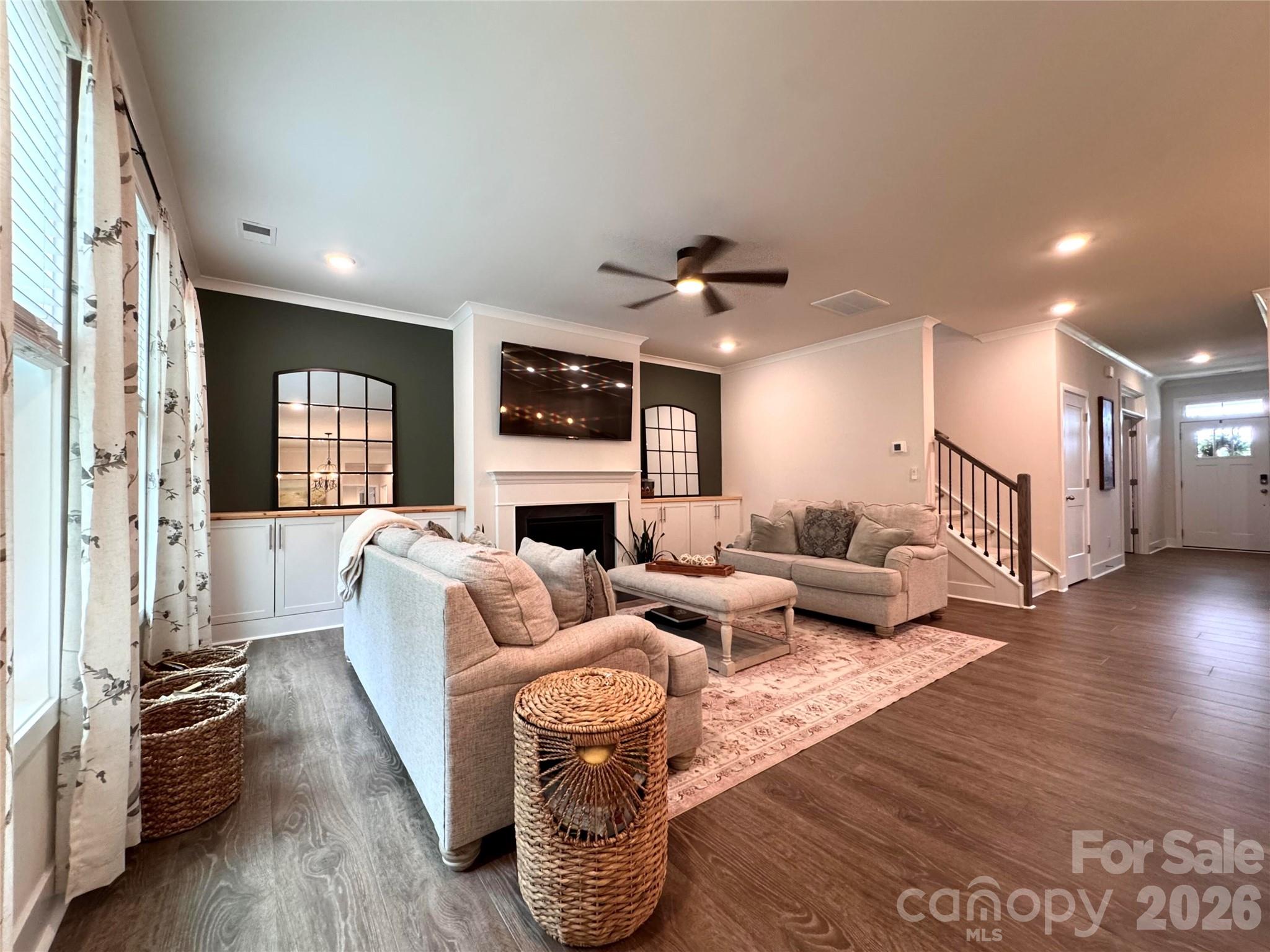 351 Miramar Drive — York