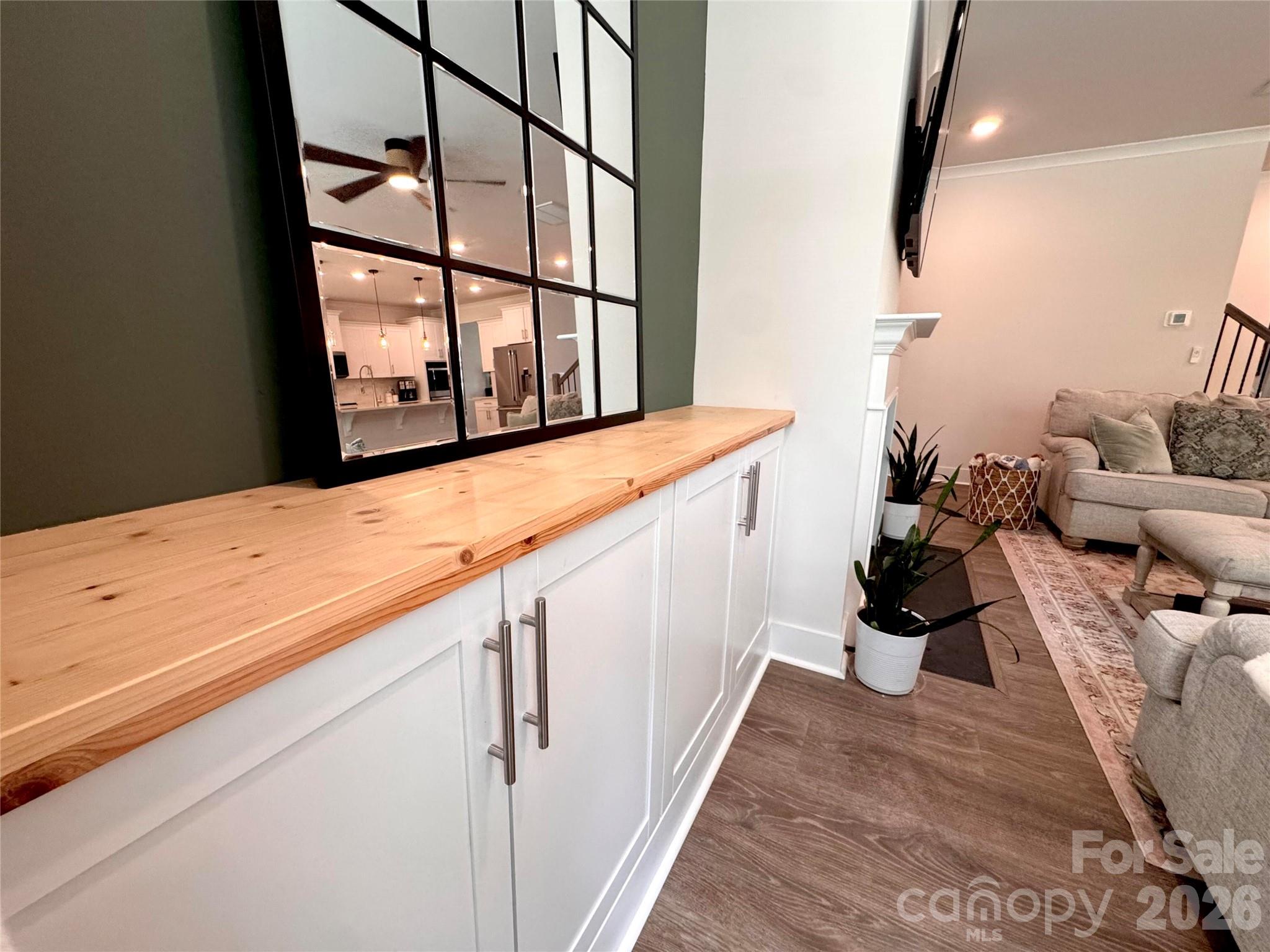 351 Miramar Drive — York