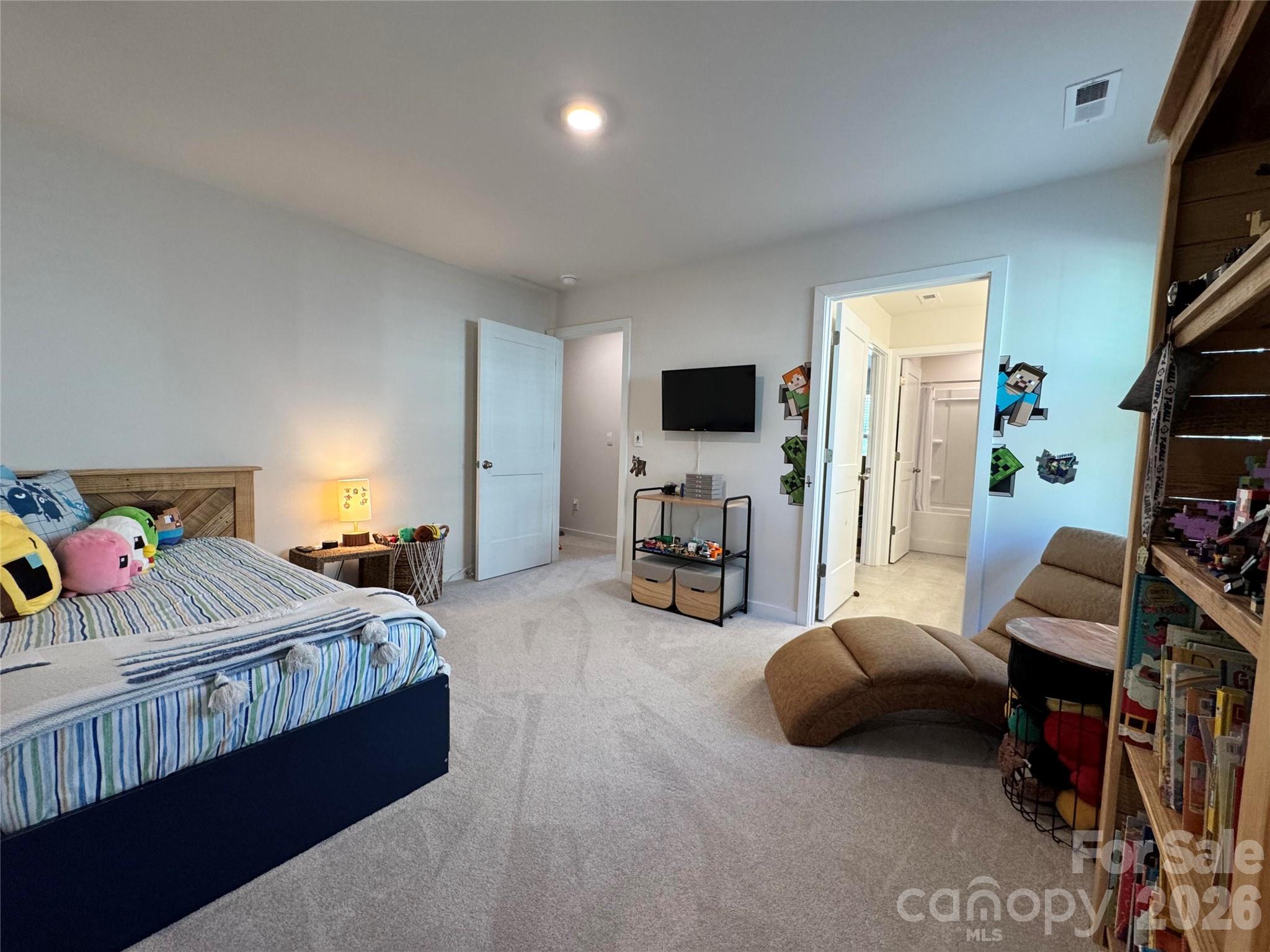 351 Miramar Drive — York