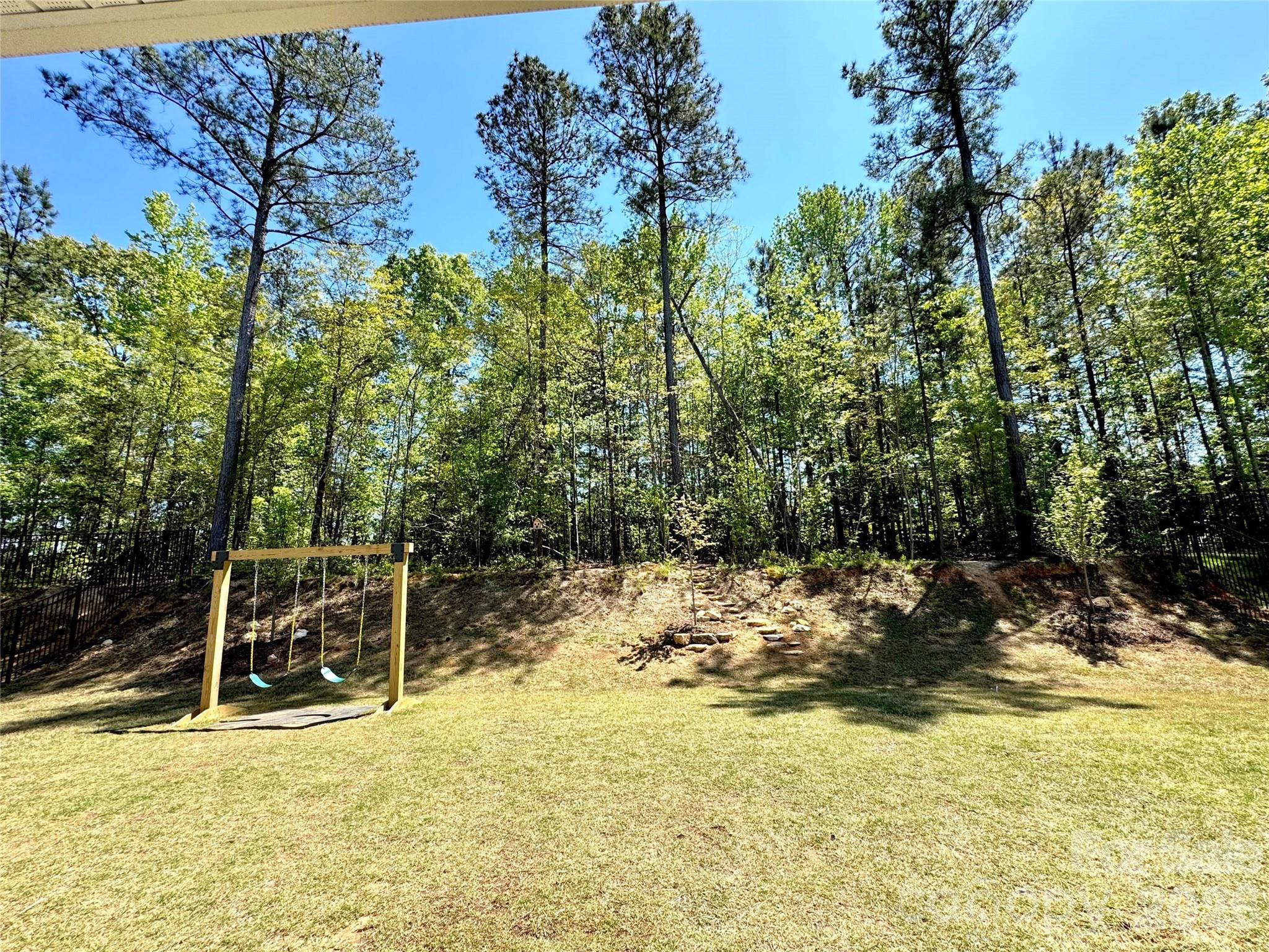 351 Miramar Drive — York