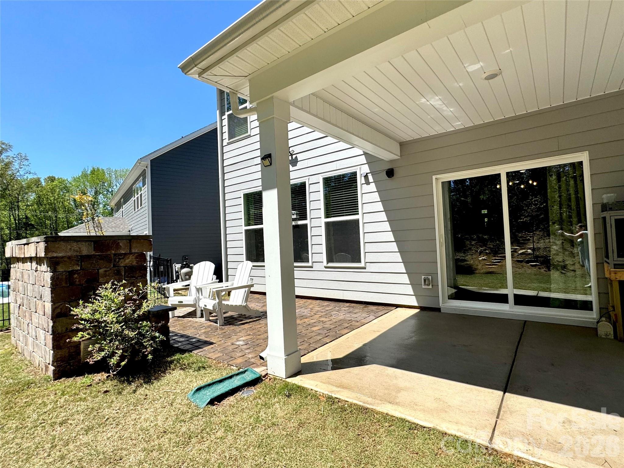 351 Miramar Drive — York