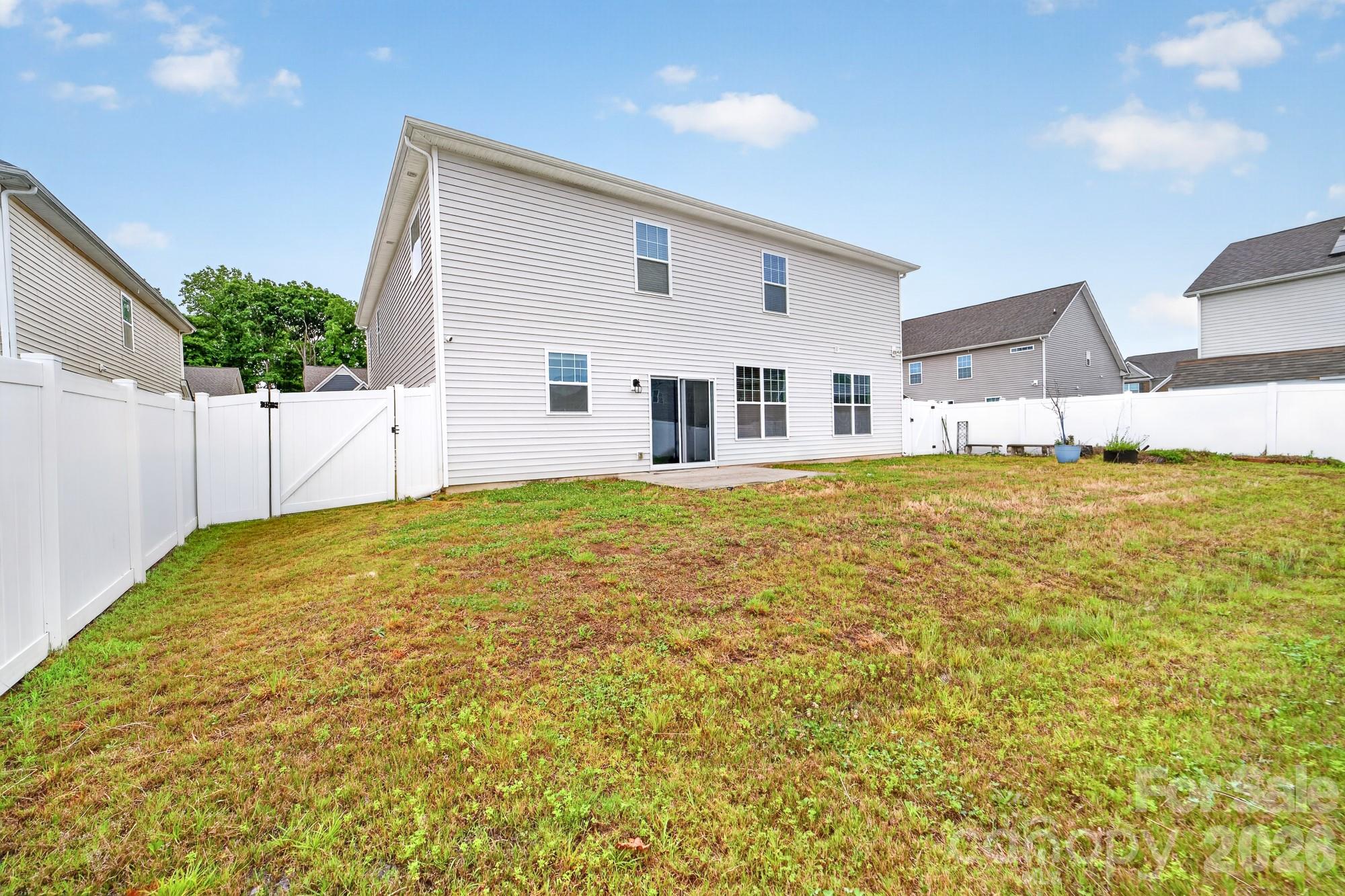 5972 Redwood Pine Road — Concord