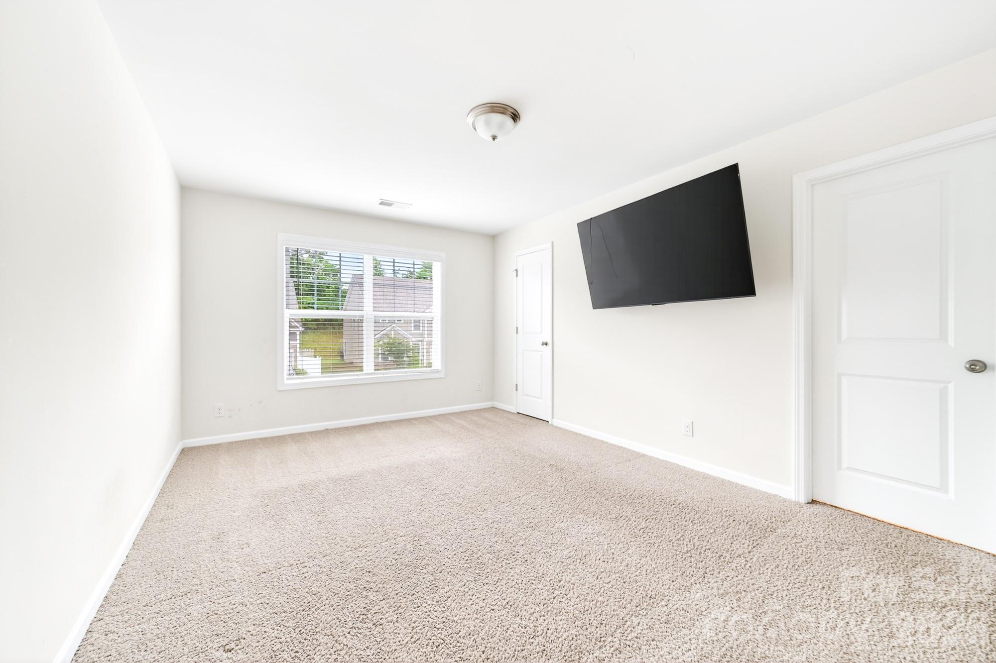 5972 Redwood Pine Road — Concord