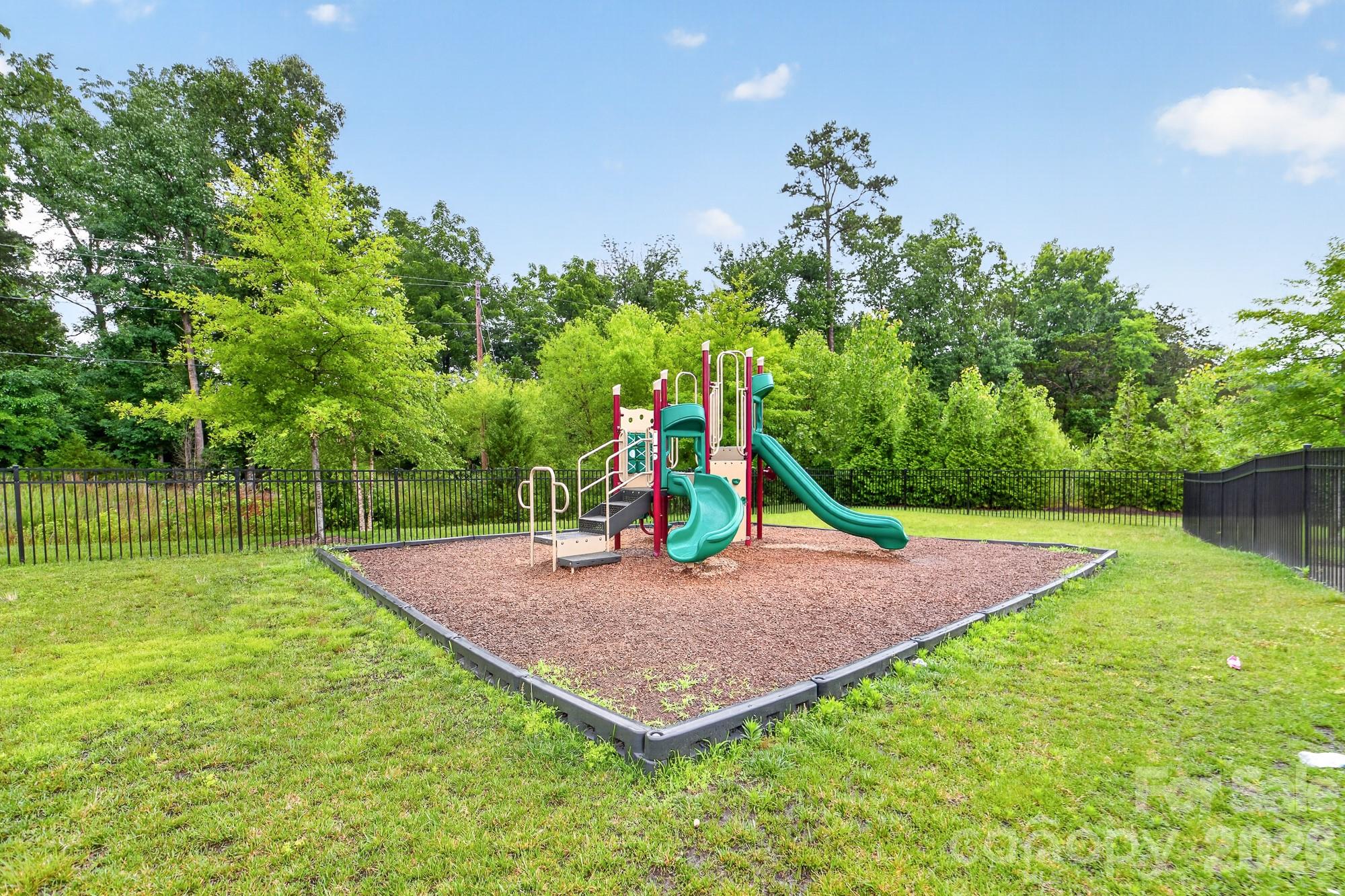 5972 Redwood Pine Road — Concord