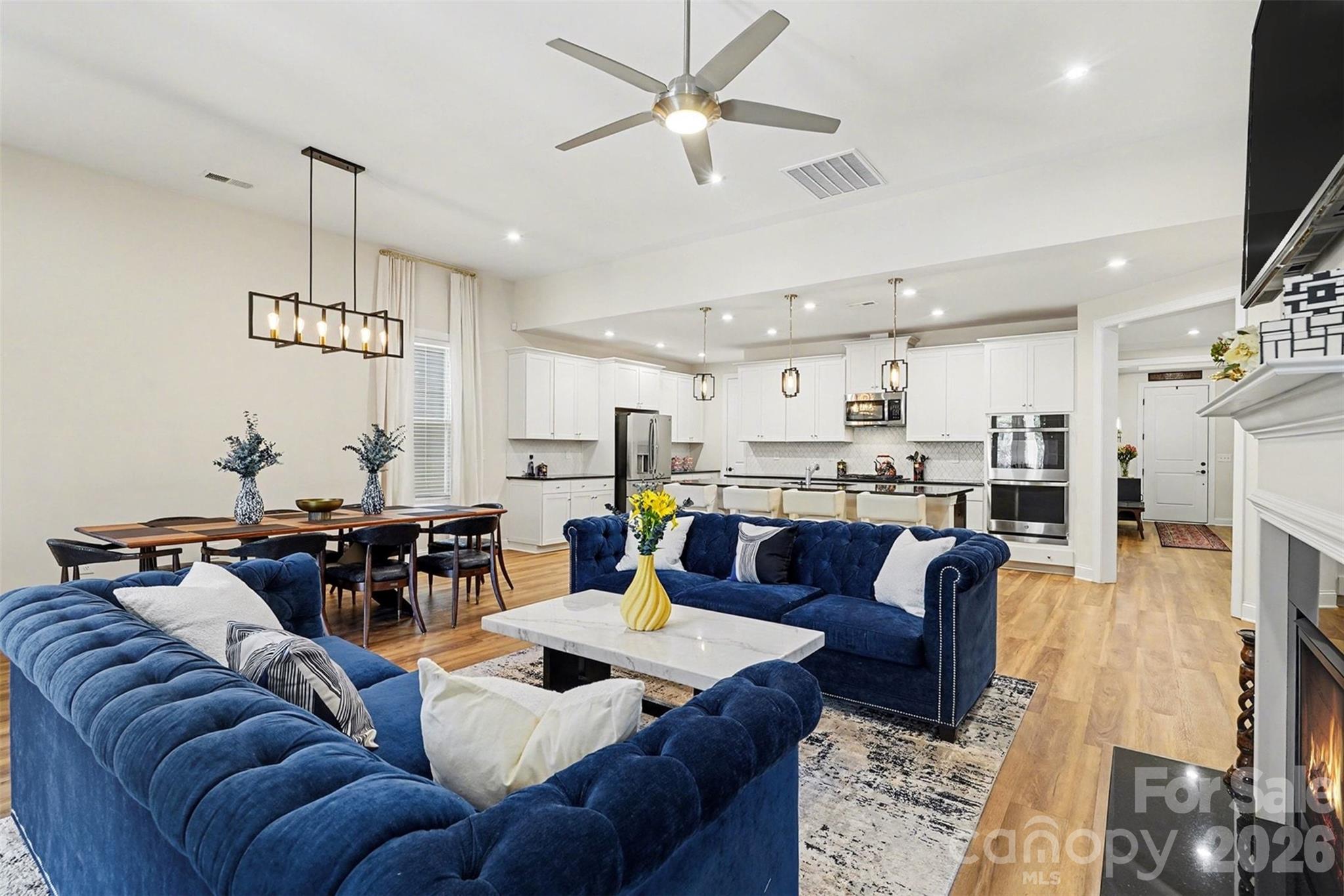 10420 Superb Lane — Charlotte