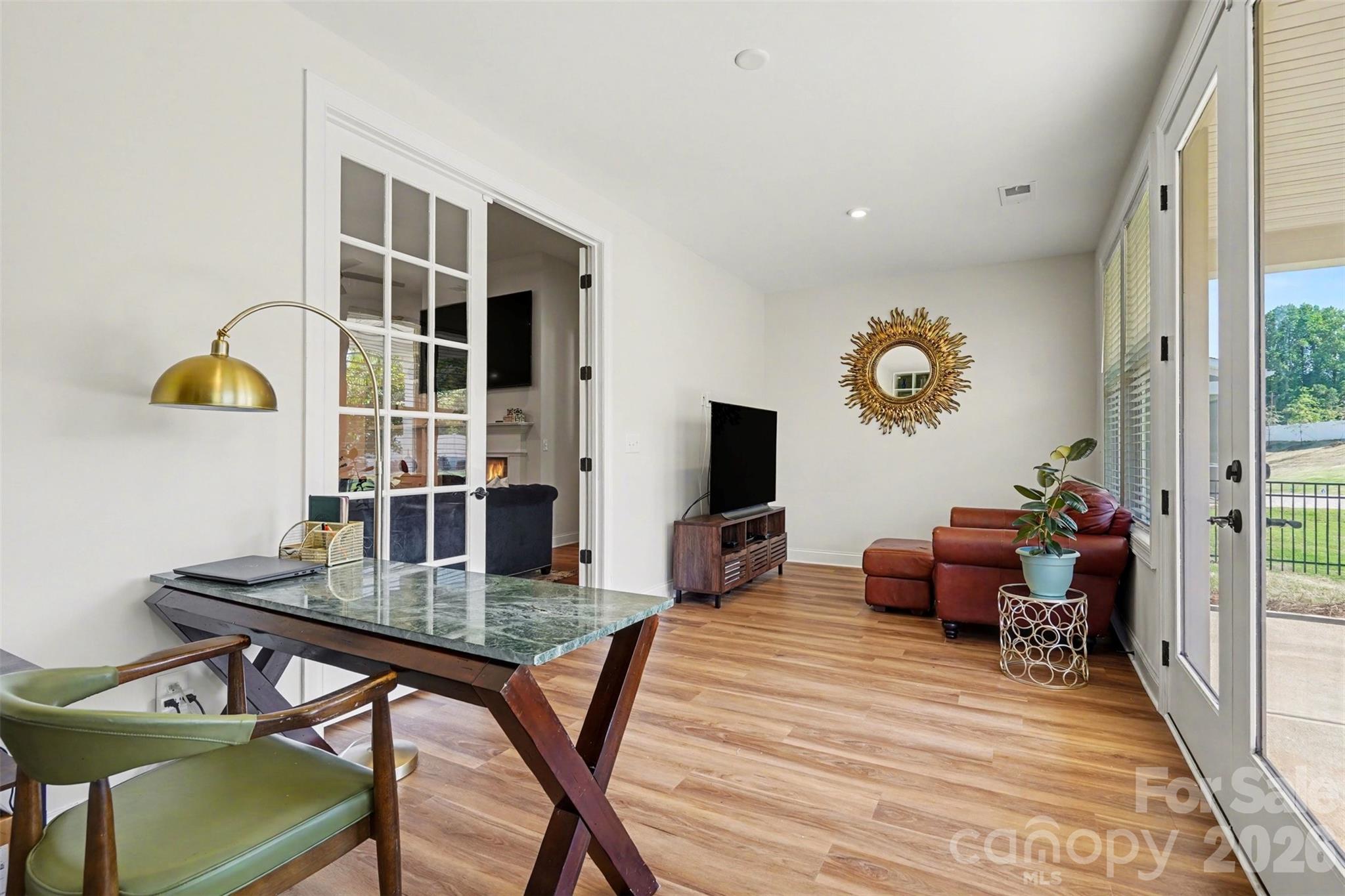 10420 Superb Lane — Charlotte