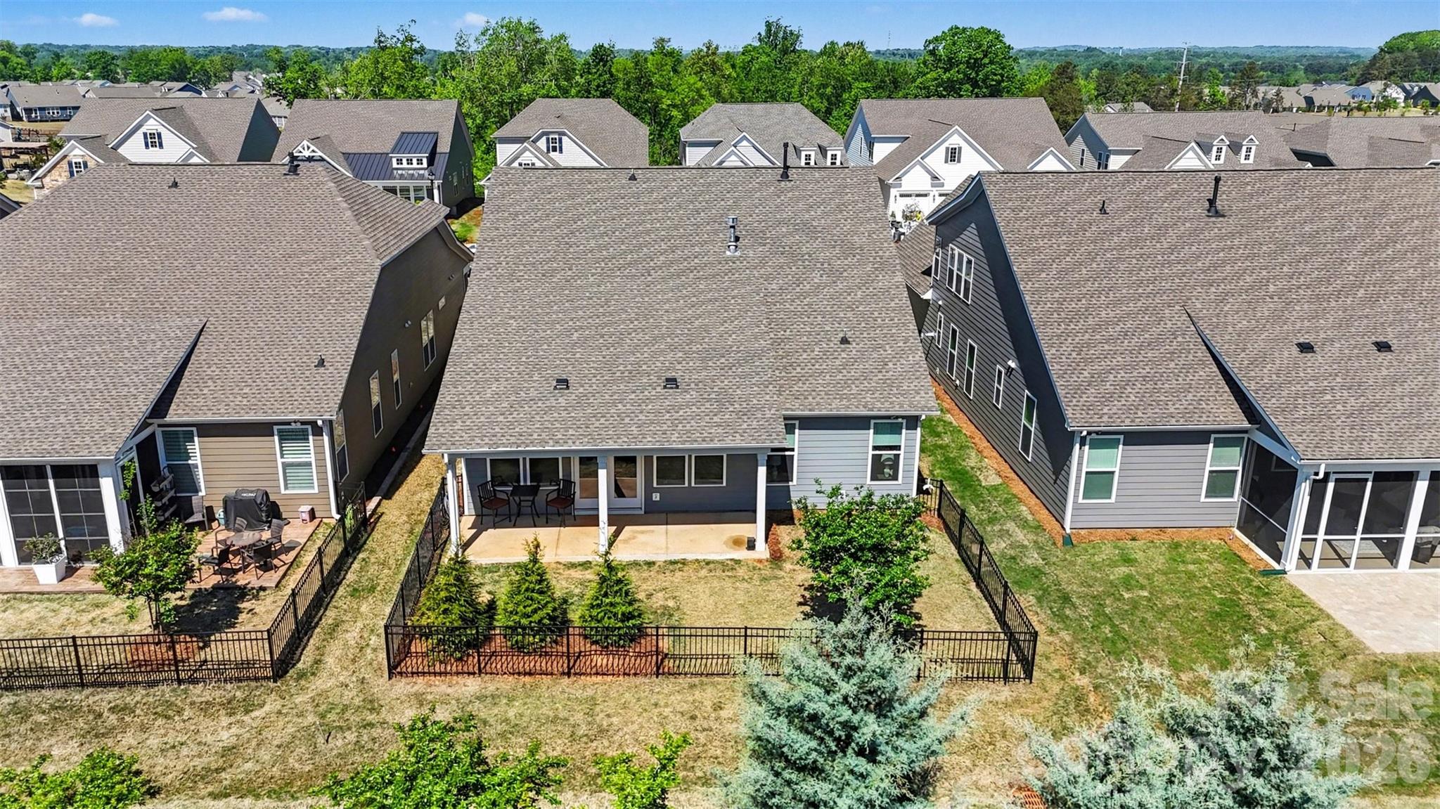 10420 Superb Lane — Charlotte
