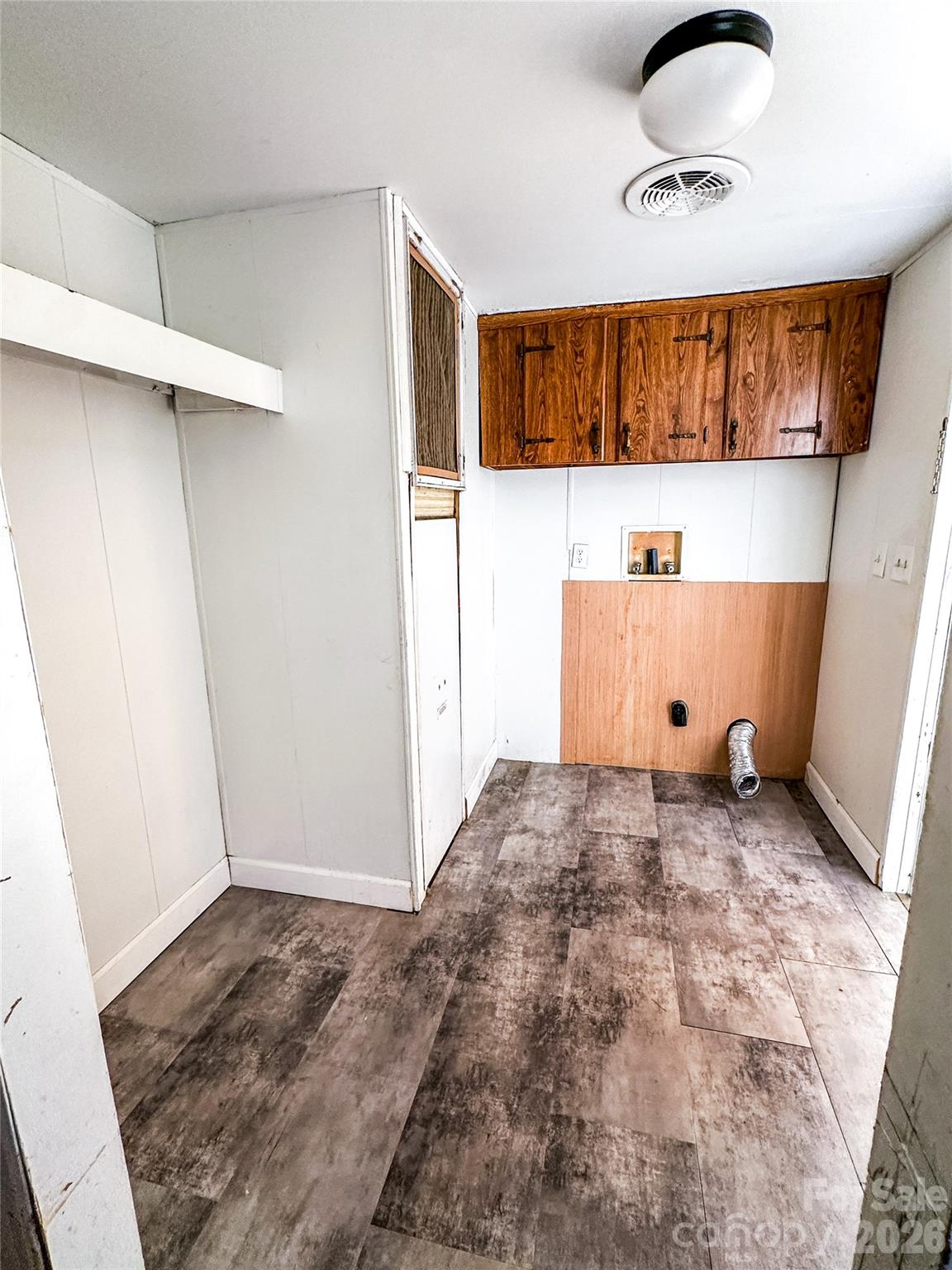 6 Lake Eden Circle — Black Mountain