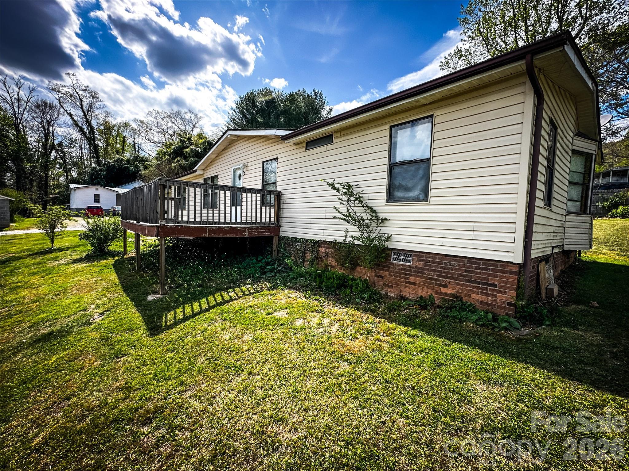 6 Lake Eden Circle — Black Mountain