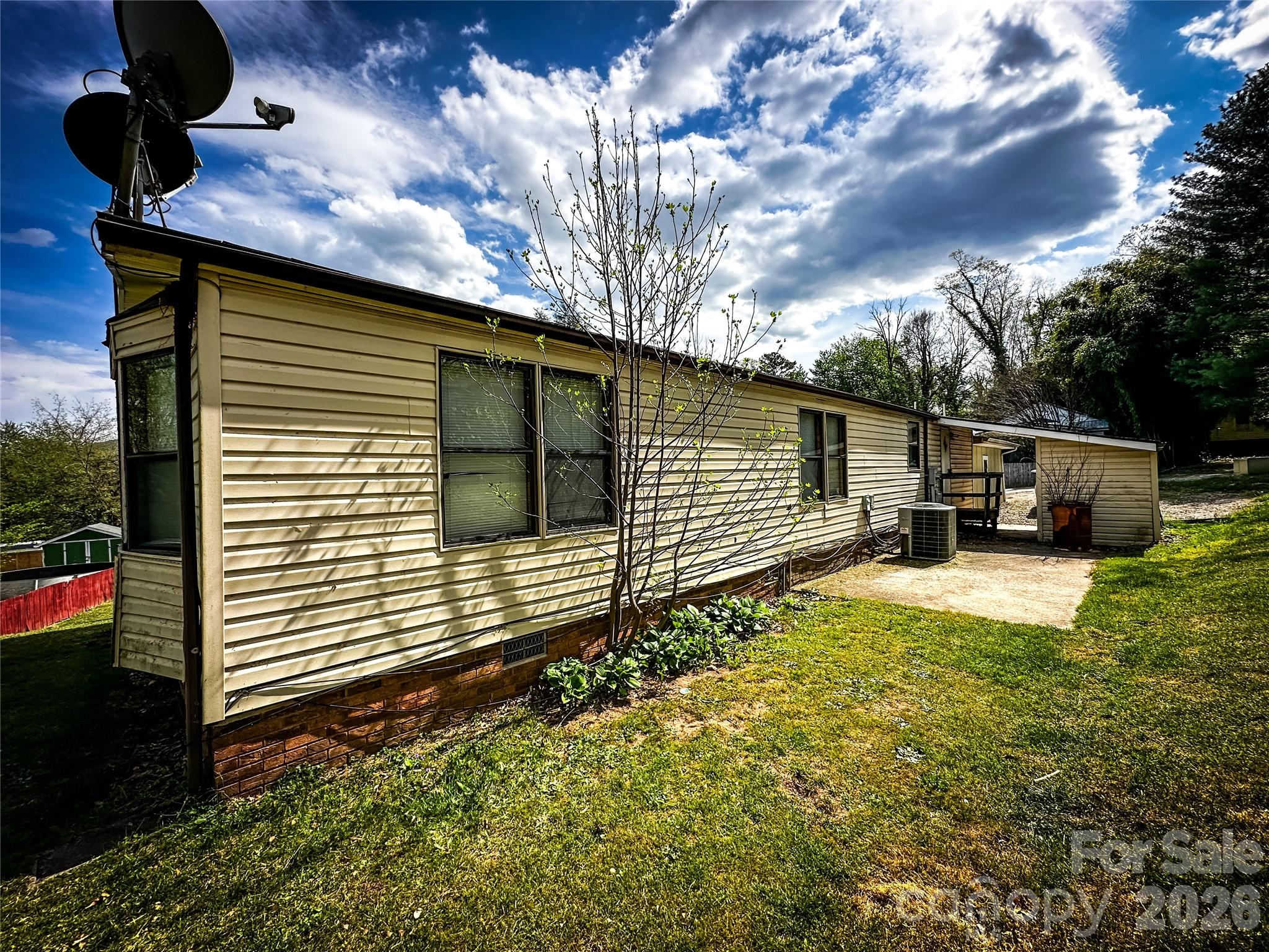 6 Lake Eden Circle — Black Mountain
