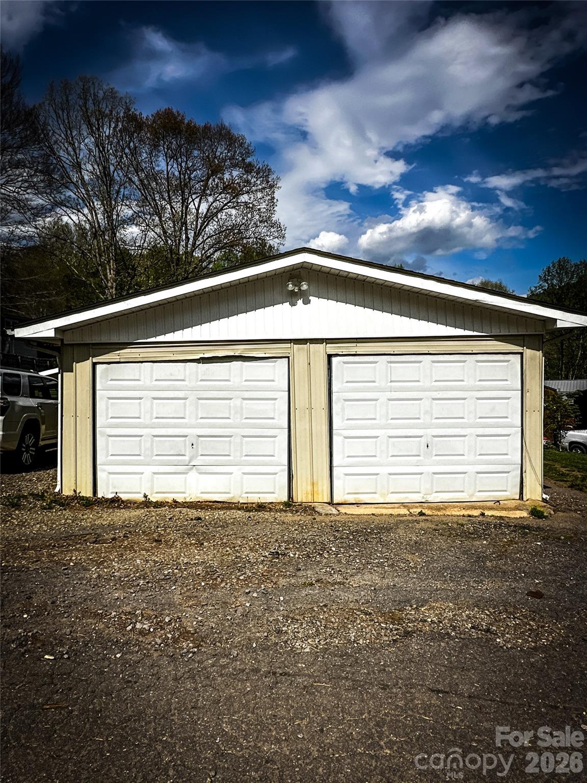 6 Lake Eden Circle — Black Mountain