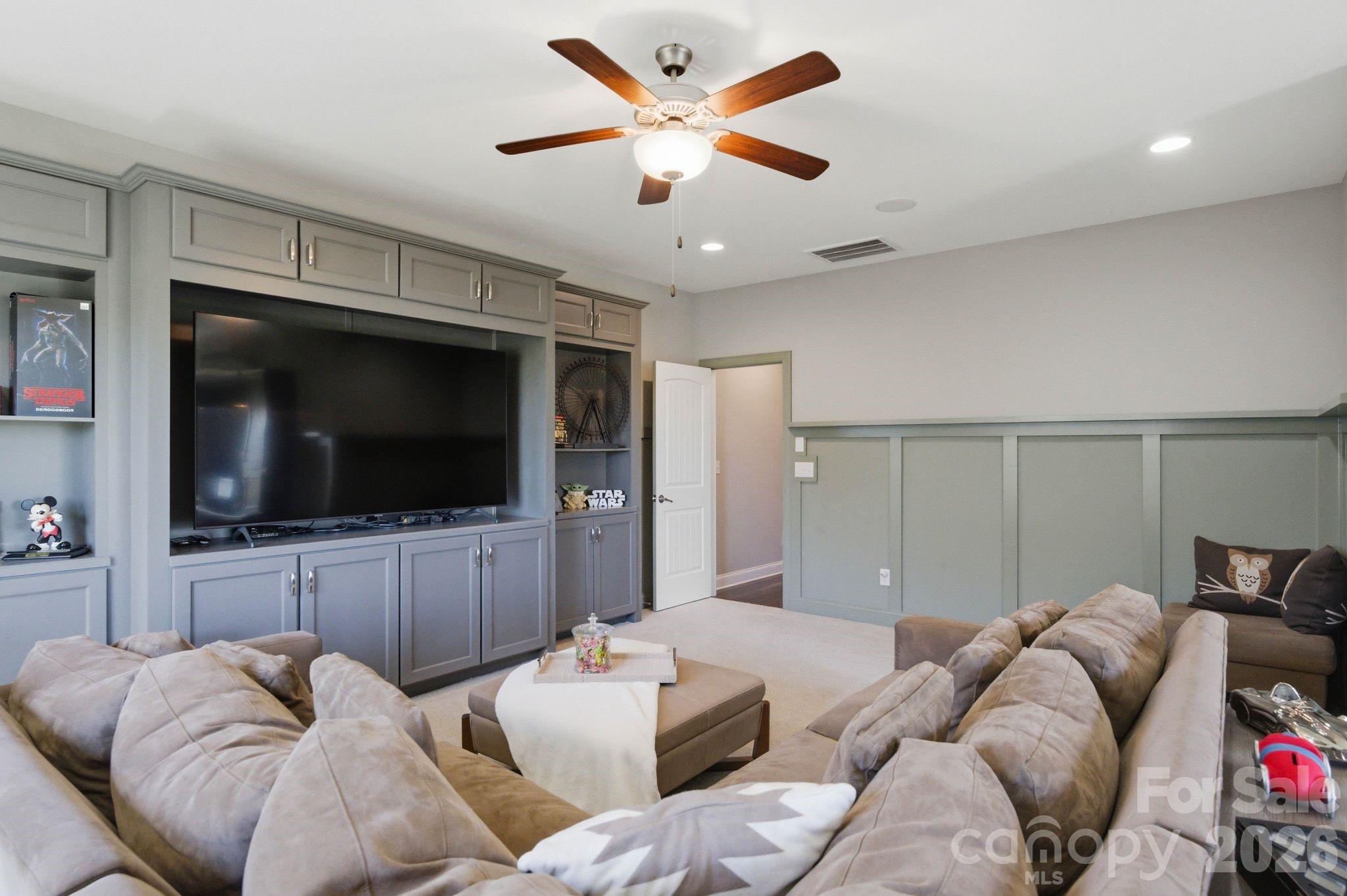 1020 Liggets Drive — Matthews