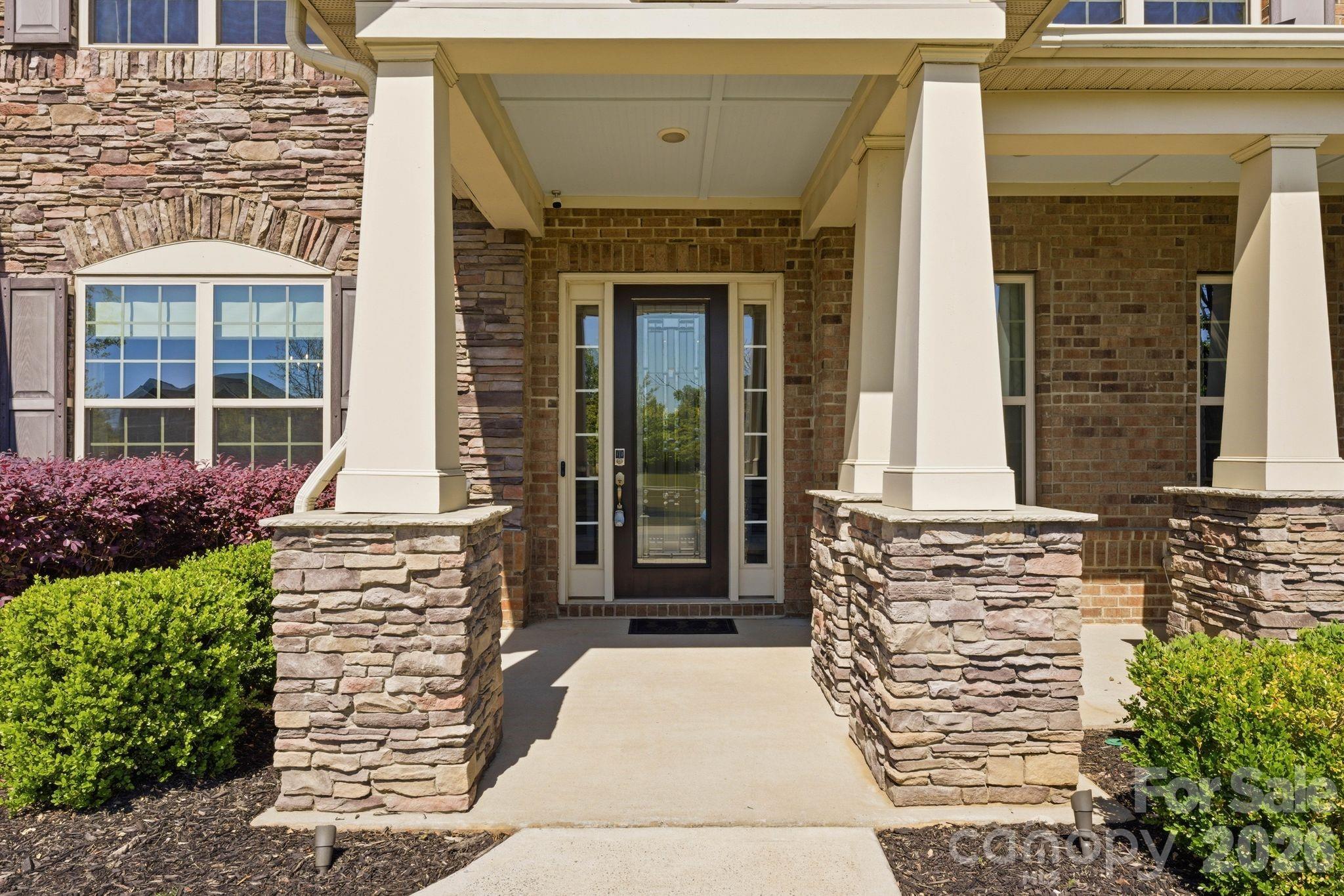 1020 Liggets Drive — Matthews