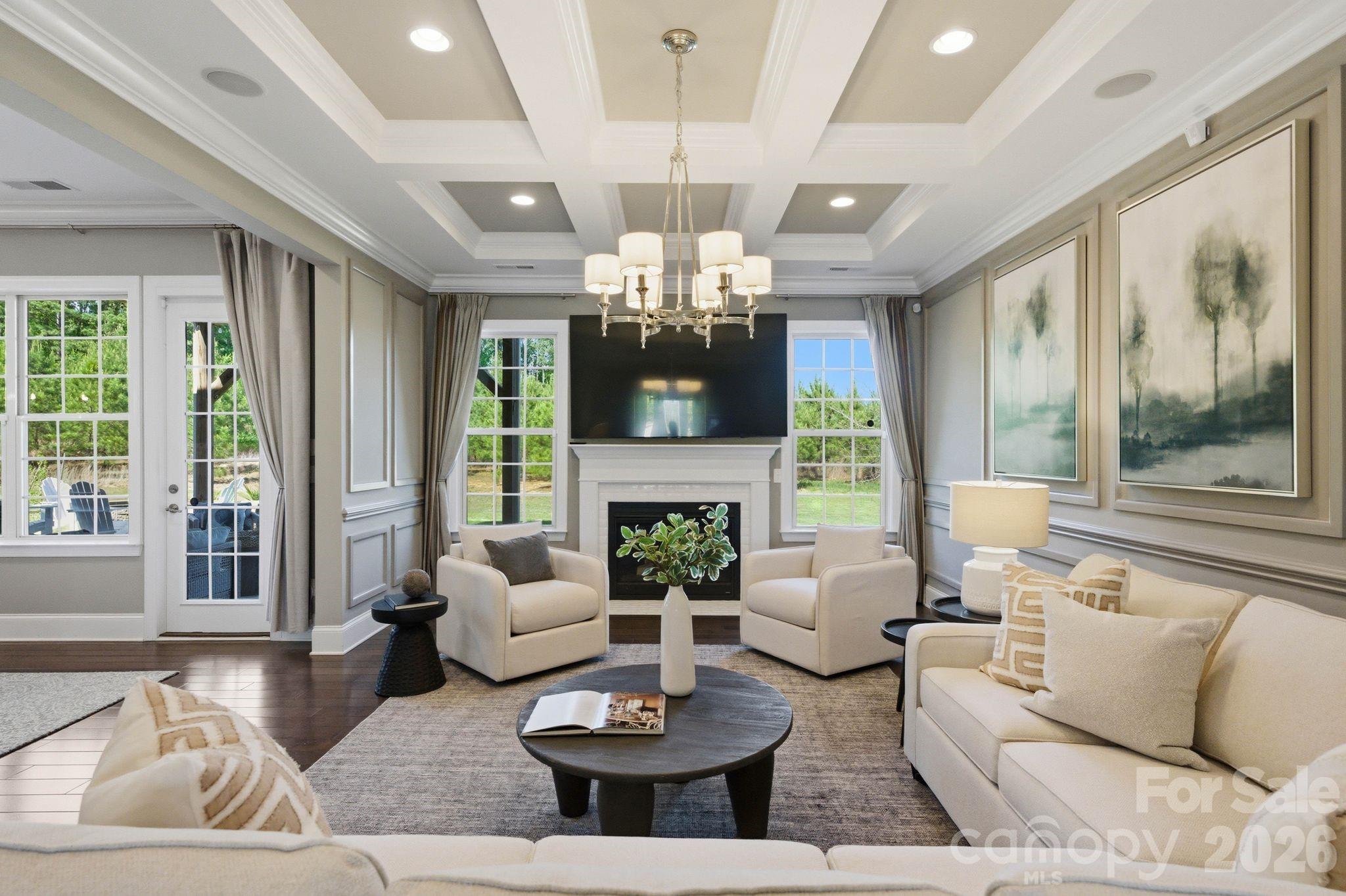 1020 Liggets Drive — Matthews