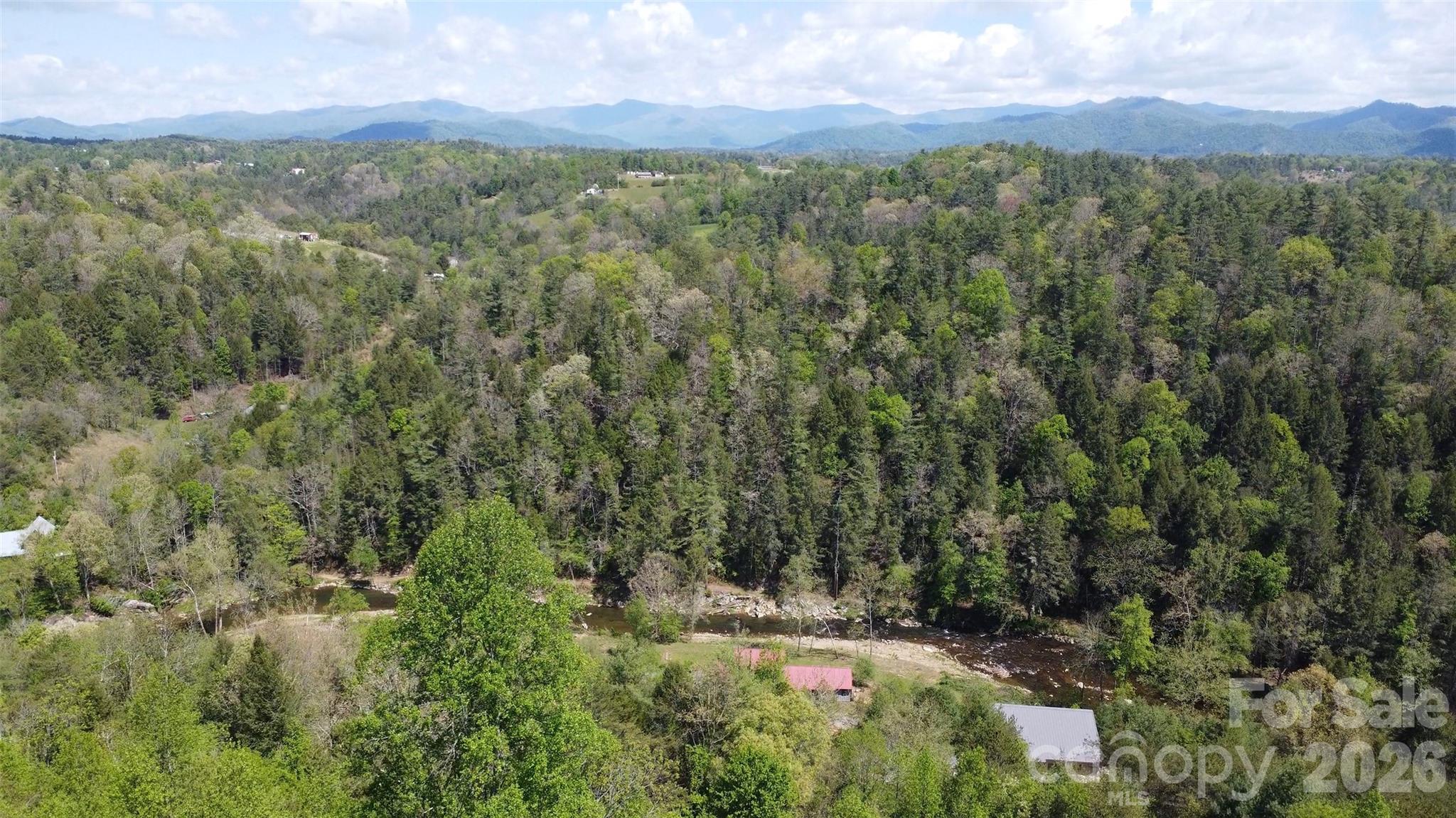 100 Bend View Drive — Marshall